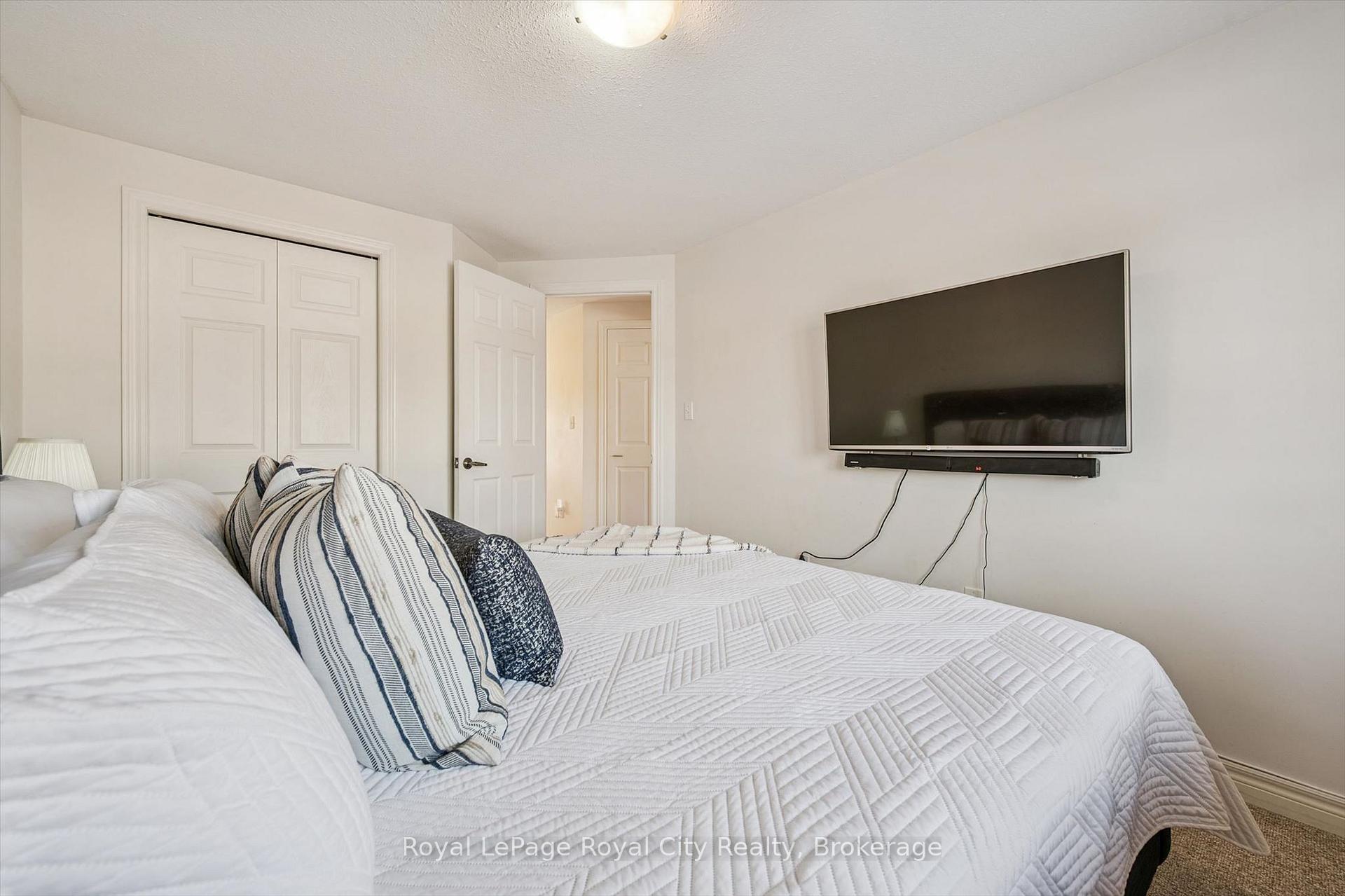 Photo 20 of Unit 6, 361 Arkell Road, Guelph, Pineridge/Westminster Woods — HOMEH