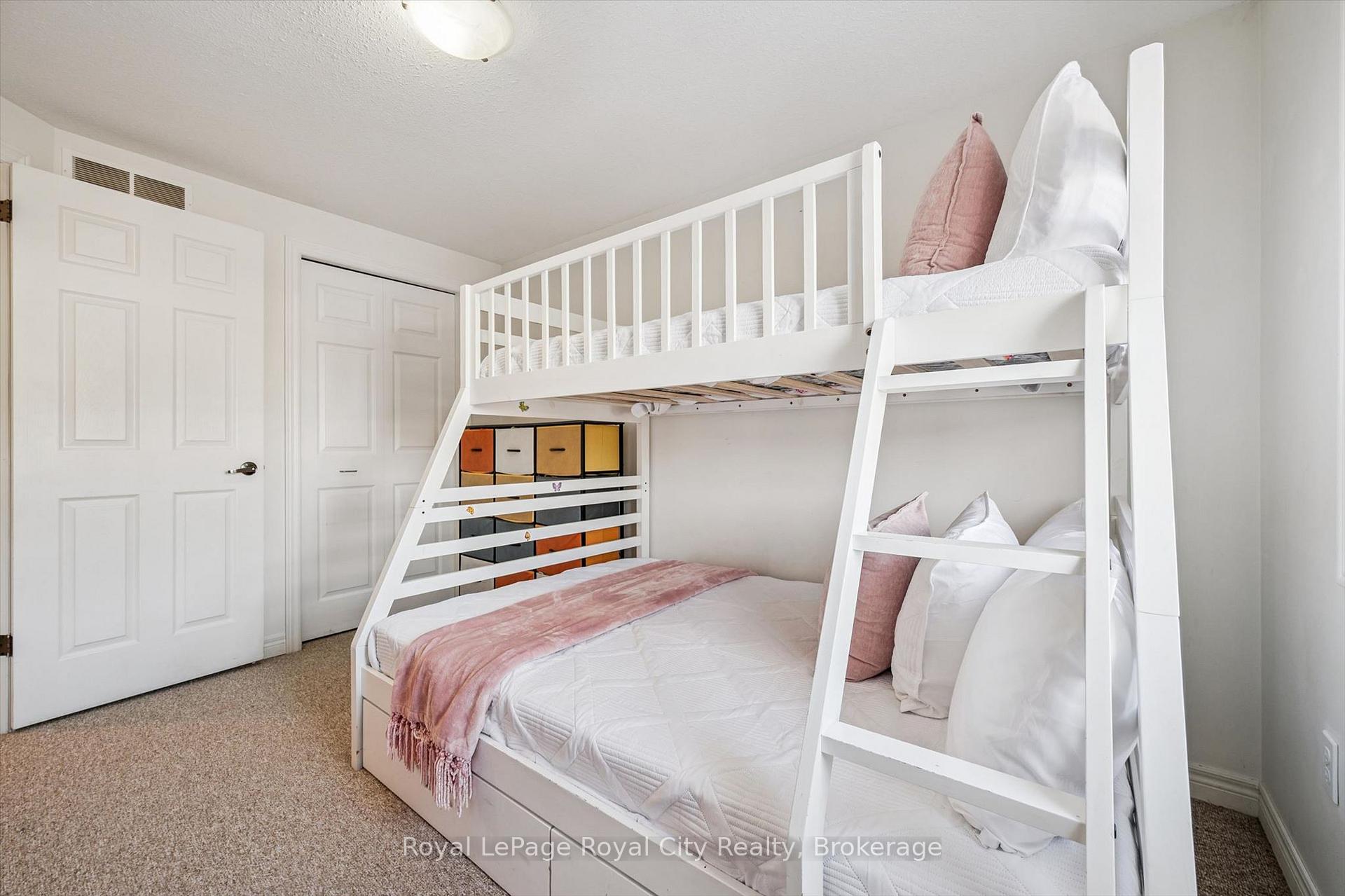 Photo 22 of Unit 6, 361 Arkell Road, Guelph, Pineridge/Westminster Woods — HOMEH