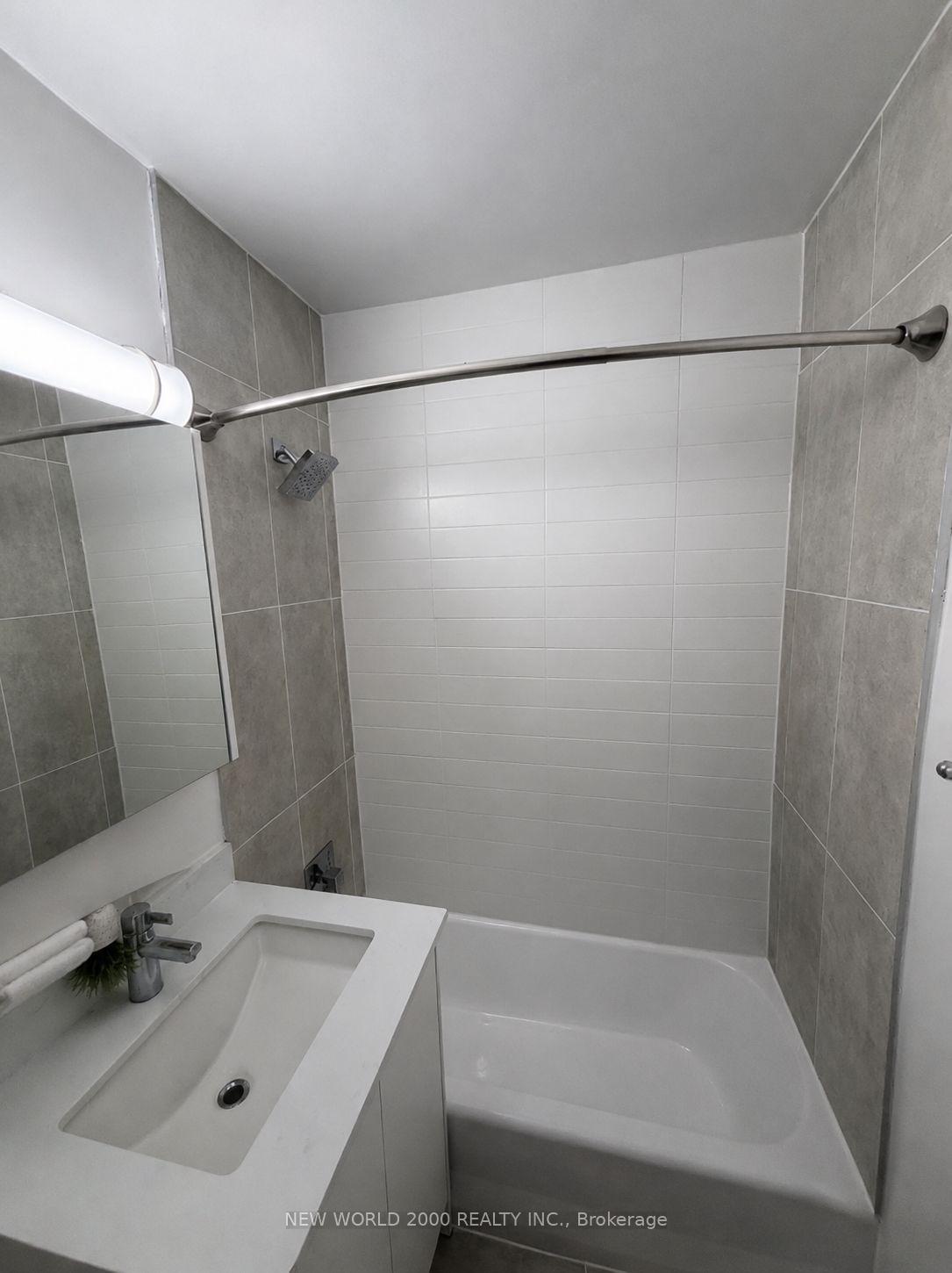 Photo 9 of Unit 604, 1220 Bayview Avenue, Toronto, Leaside — HOMEH