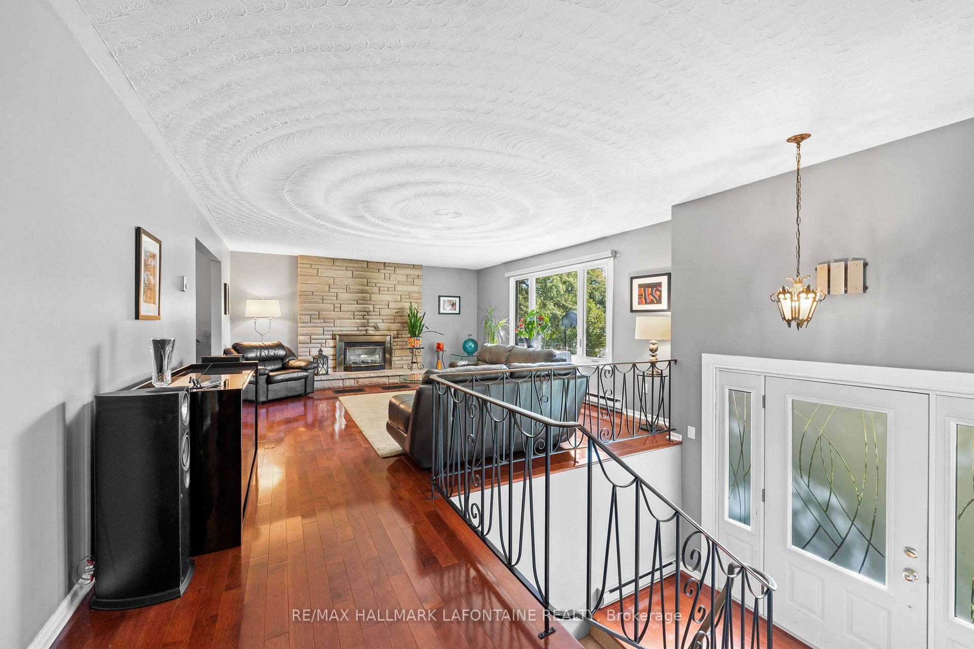 Photo 6 of 6941 Sunset Boulevard, Ottawa, Greely — HOMEH