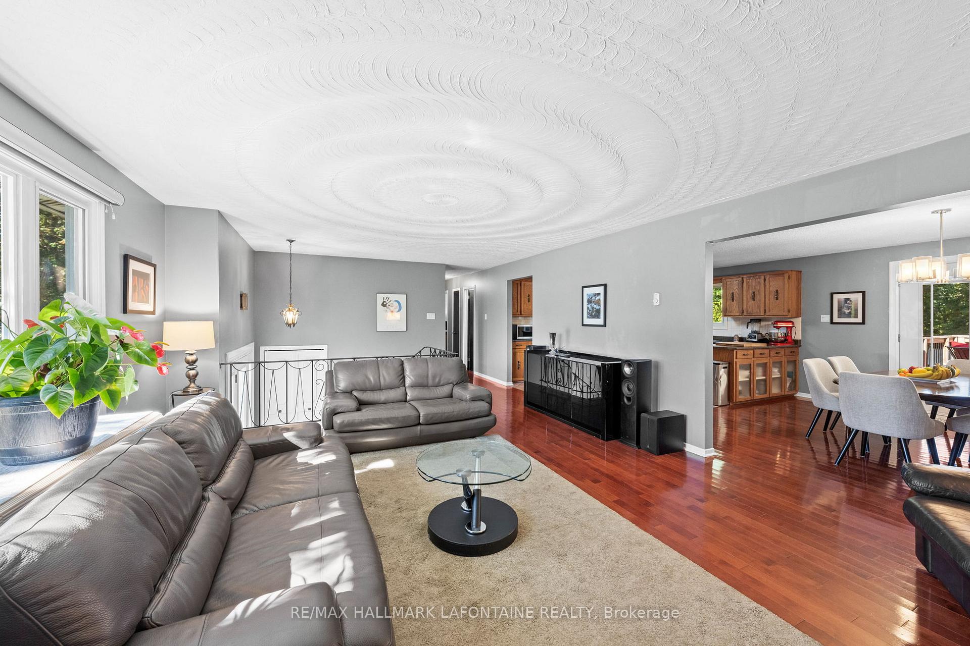 Photo 8 of 6941 Sunset Boulevard, Ottawa, Greely — HOMEH