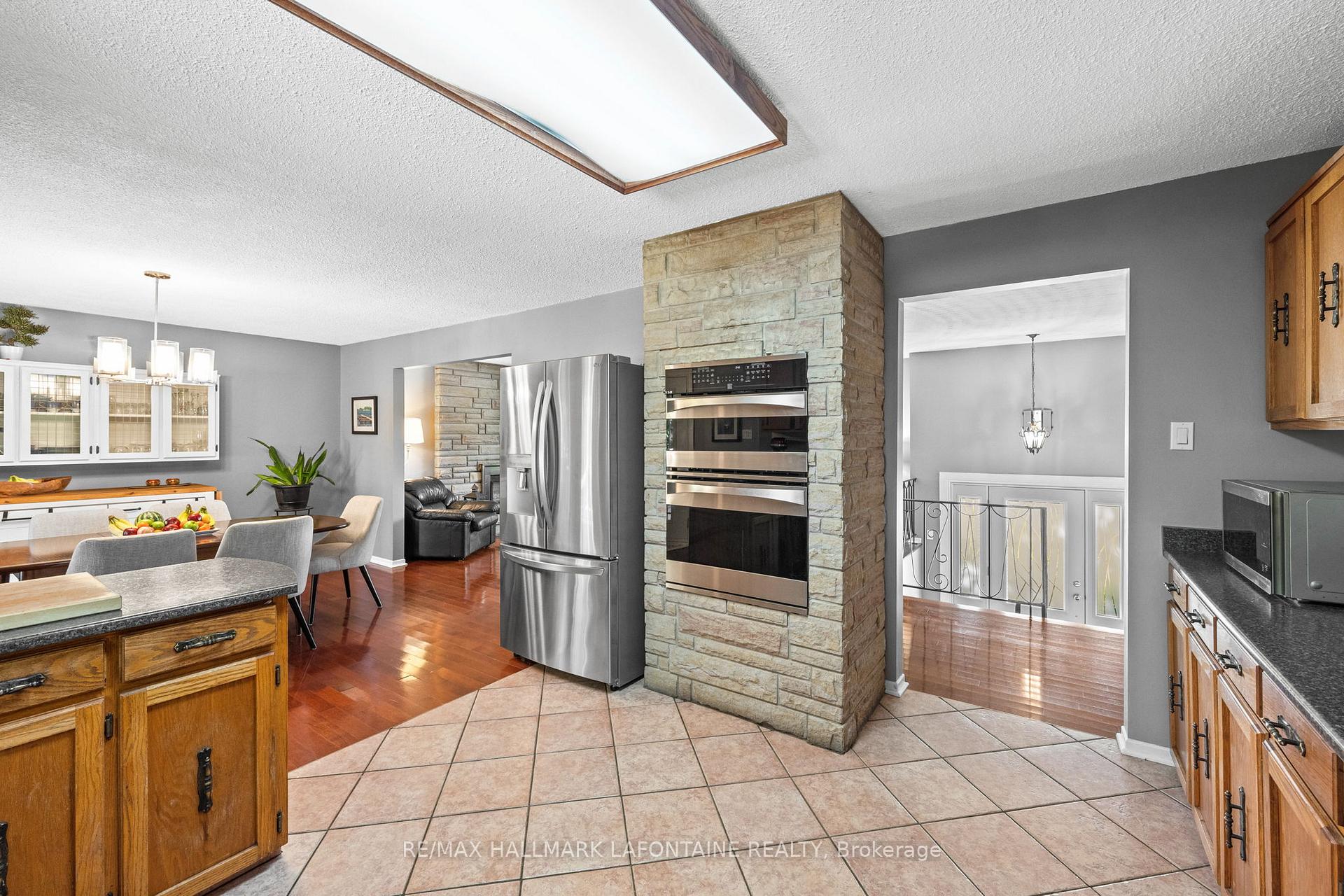 Photo 17 of 6941 Sunset Boulevard, Ottawa, Greely — HOMEH