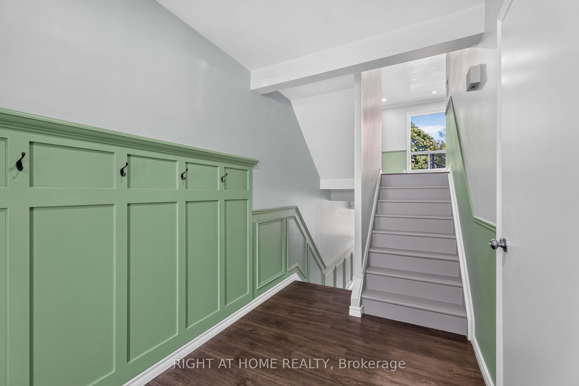Photo 3 of Unit 3, 66 Summercrest Drive, Hamilton, Gershome — HOMEH