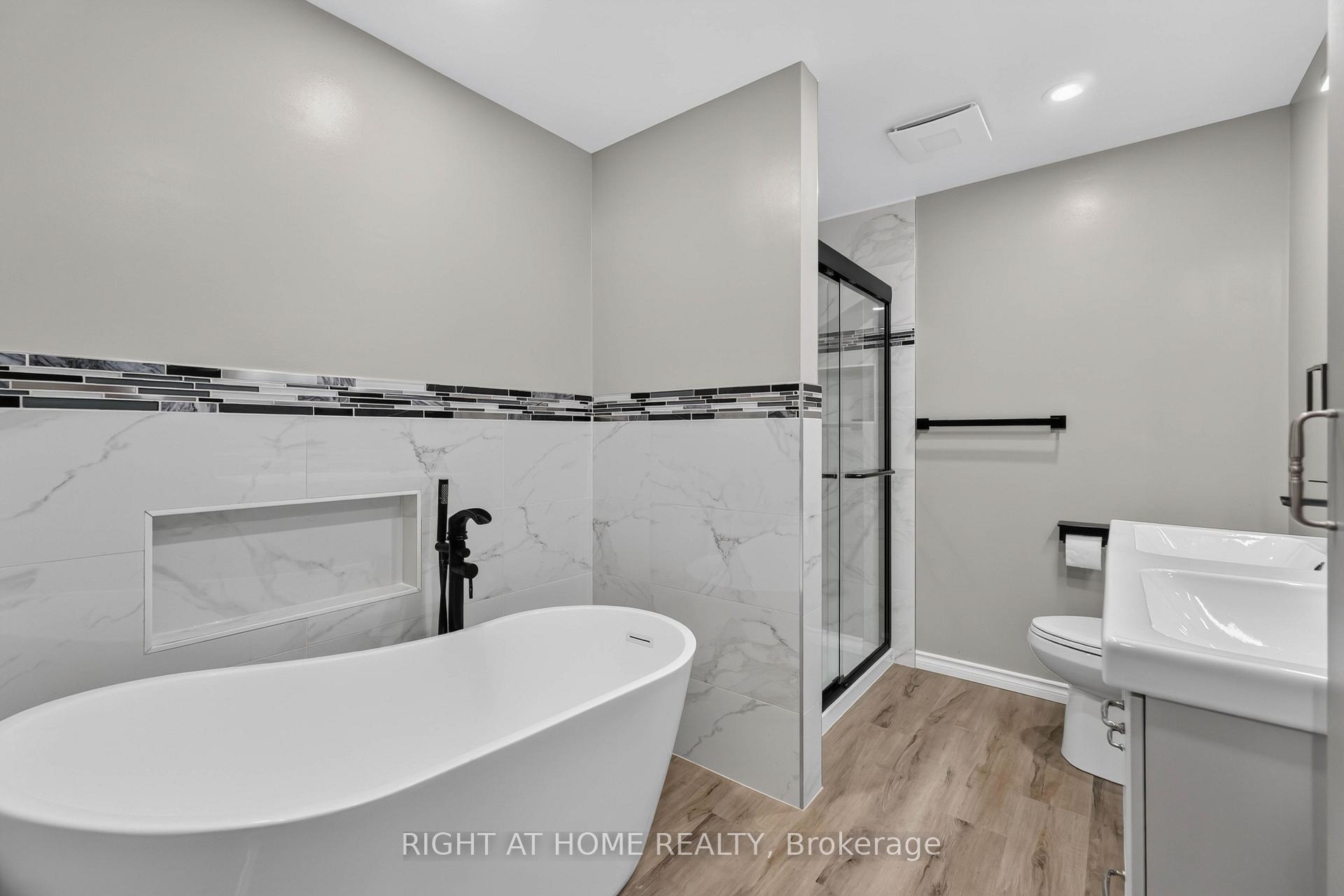 Photo 12 of Unit 3, 66 Summercrest Drive, Hamilton, Gershome — HOMEH