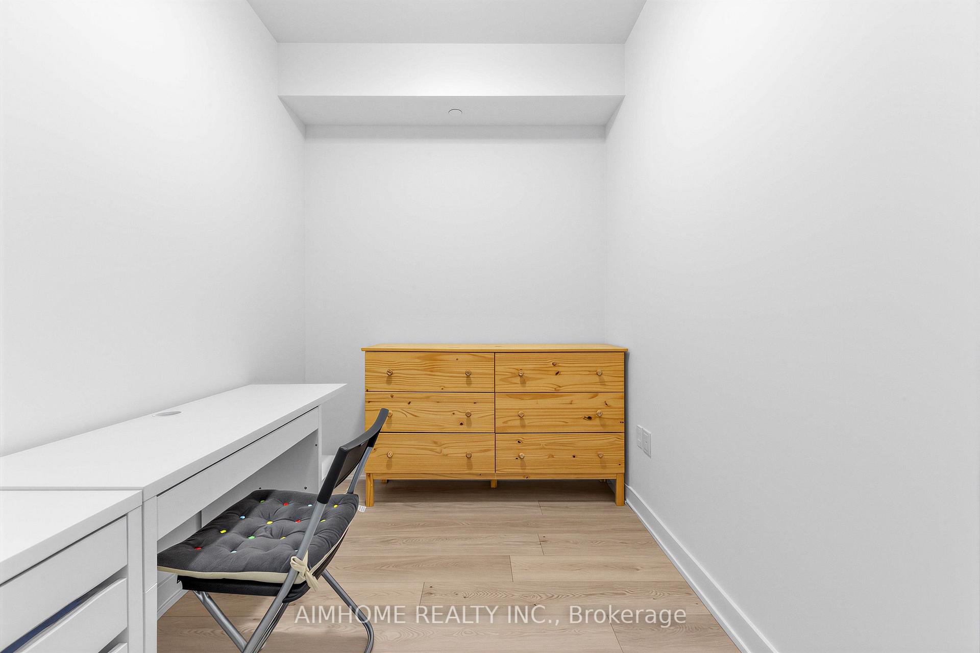 Photo 13 of Unit 409, 15 Queens Quay E, Toronto, Waterfront Communities — HOMEH