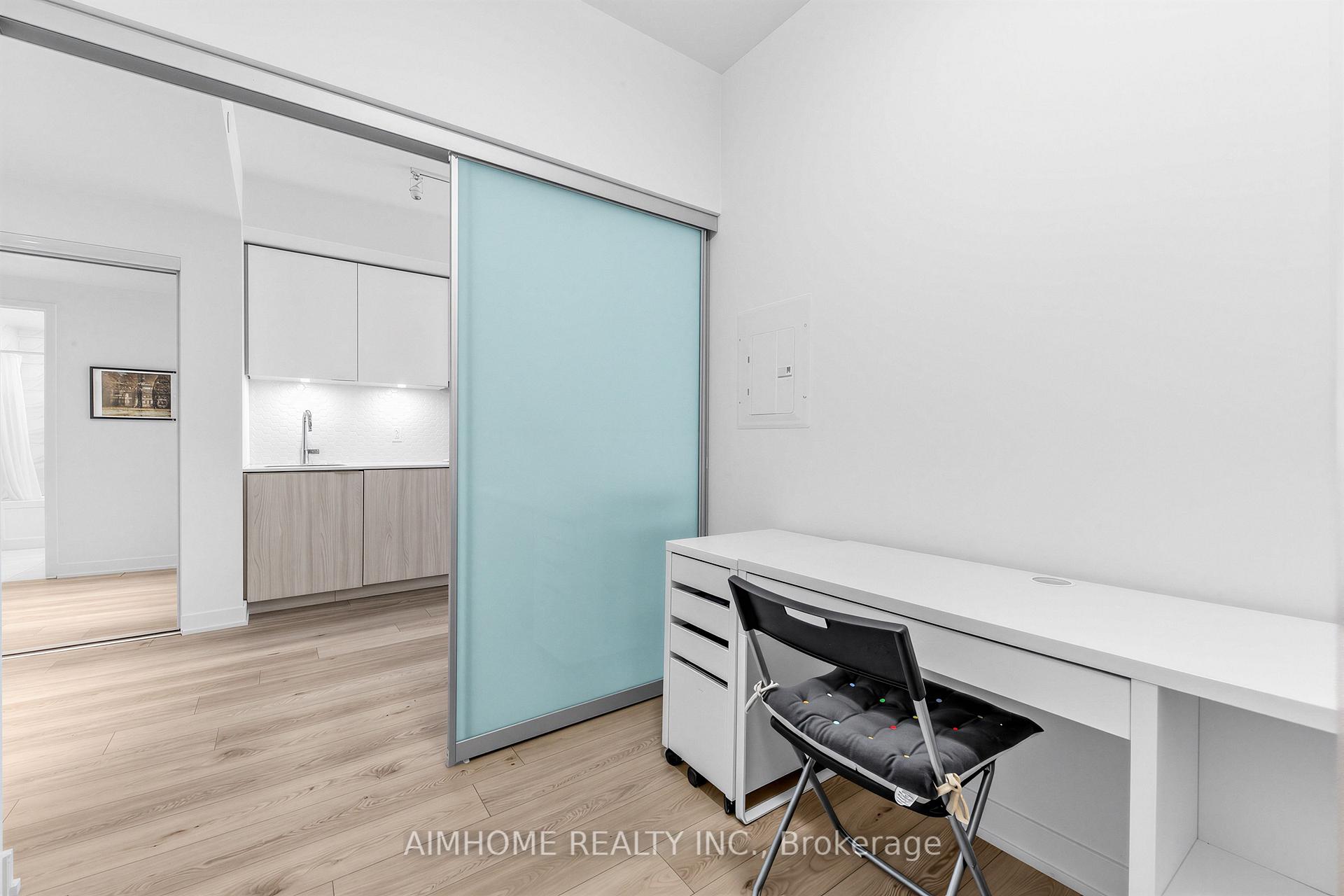 Photo 14 of Unit 409, 15 Queens Quay E, Toronto, Waterfront Communities — HOMEH