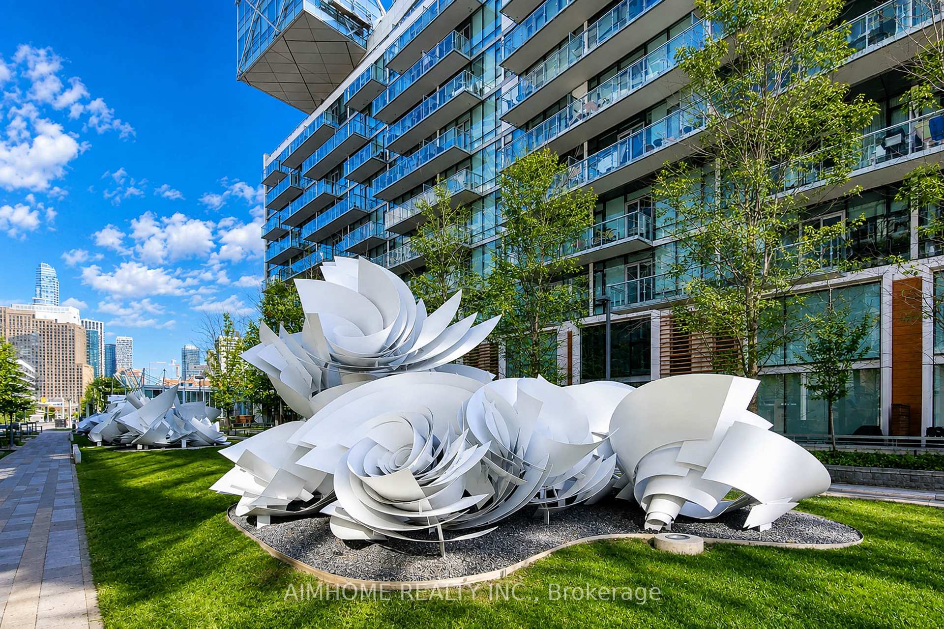 Photo 24 of Unit 409, 15 Queens Quay E, Toronto, Waterfront Communities — HOMEH
