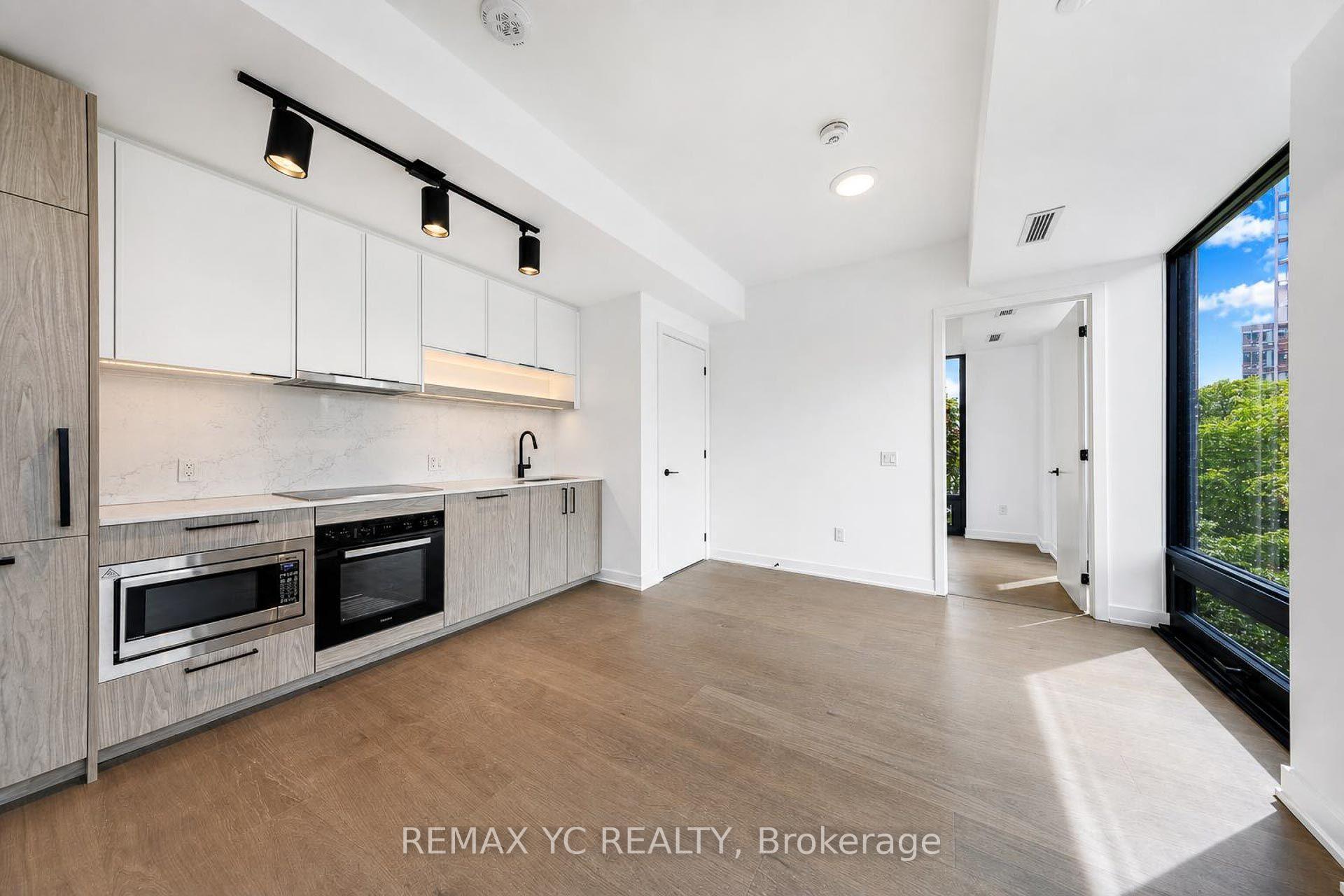 Photo 2 of Unit 706, 91 Montclair Avenue, Toronto, Forest Hill South — HOMEH