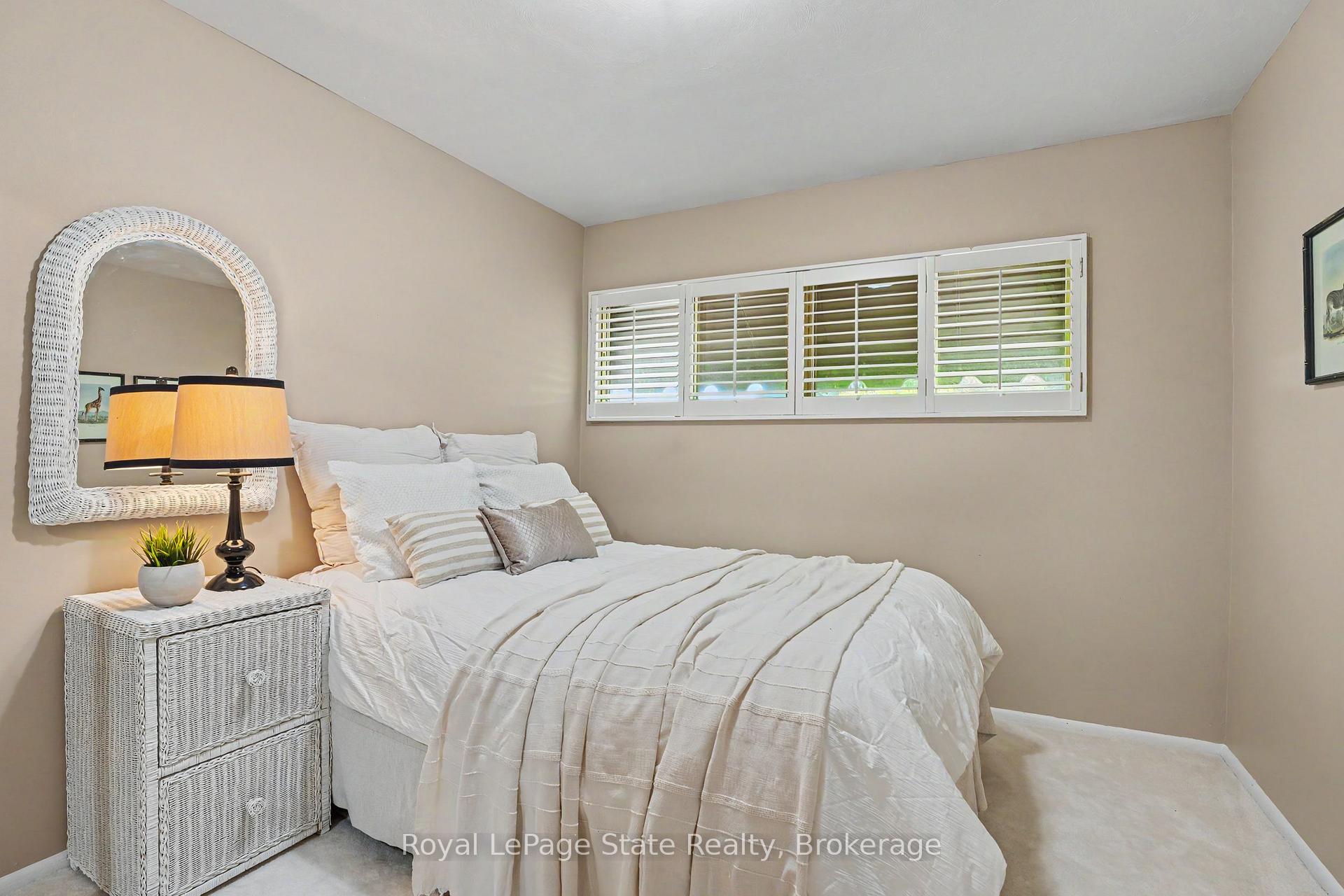 Photo 17 of 18 Battlefield Drive, Hamilton, Stoney Creek — HOMEH