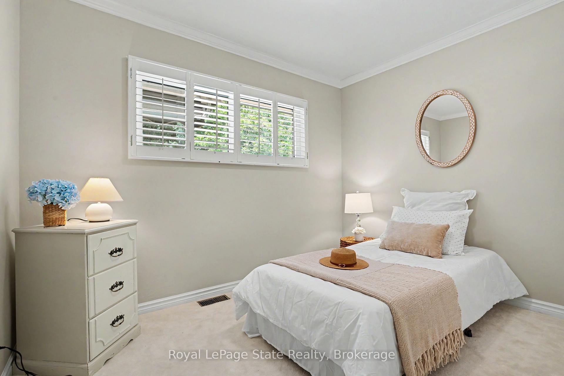 Photo 20 of 18 Battlefield Drive, Hamilton, Stoney Creek — HOMEH
