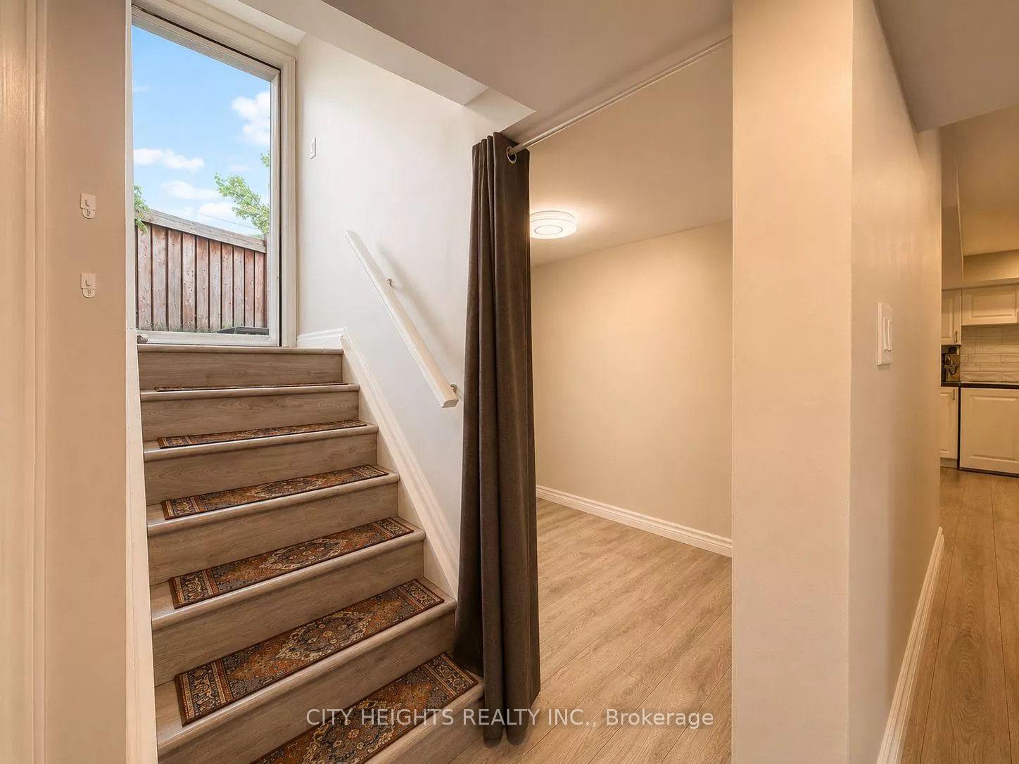 Photo 2 of Unit Basement, 1141 Beaver Valley Crescent, Oshawa, Northglen — HOMEH