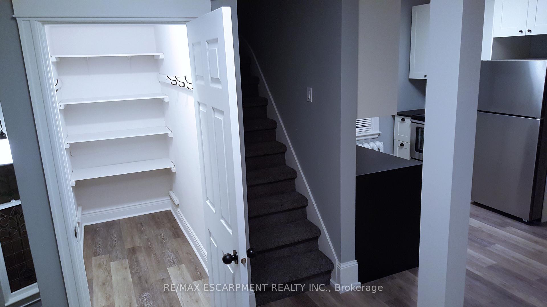 Photo 9 of Unit 3, 47 Sherman Avenue S, Hamilton, Gibson — HOMEH