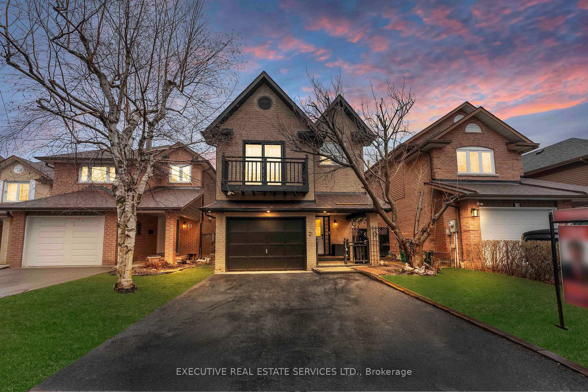 Photo 1 of 21 Garden Avenue, Brampton, Brampton West — HOMEH