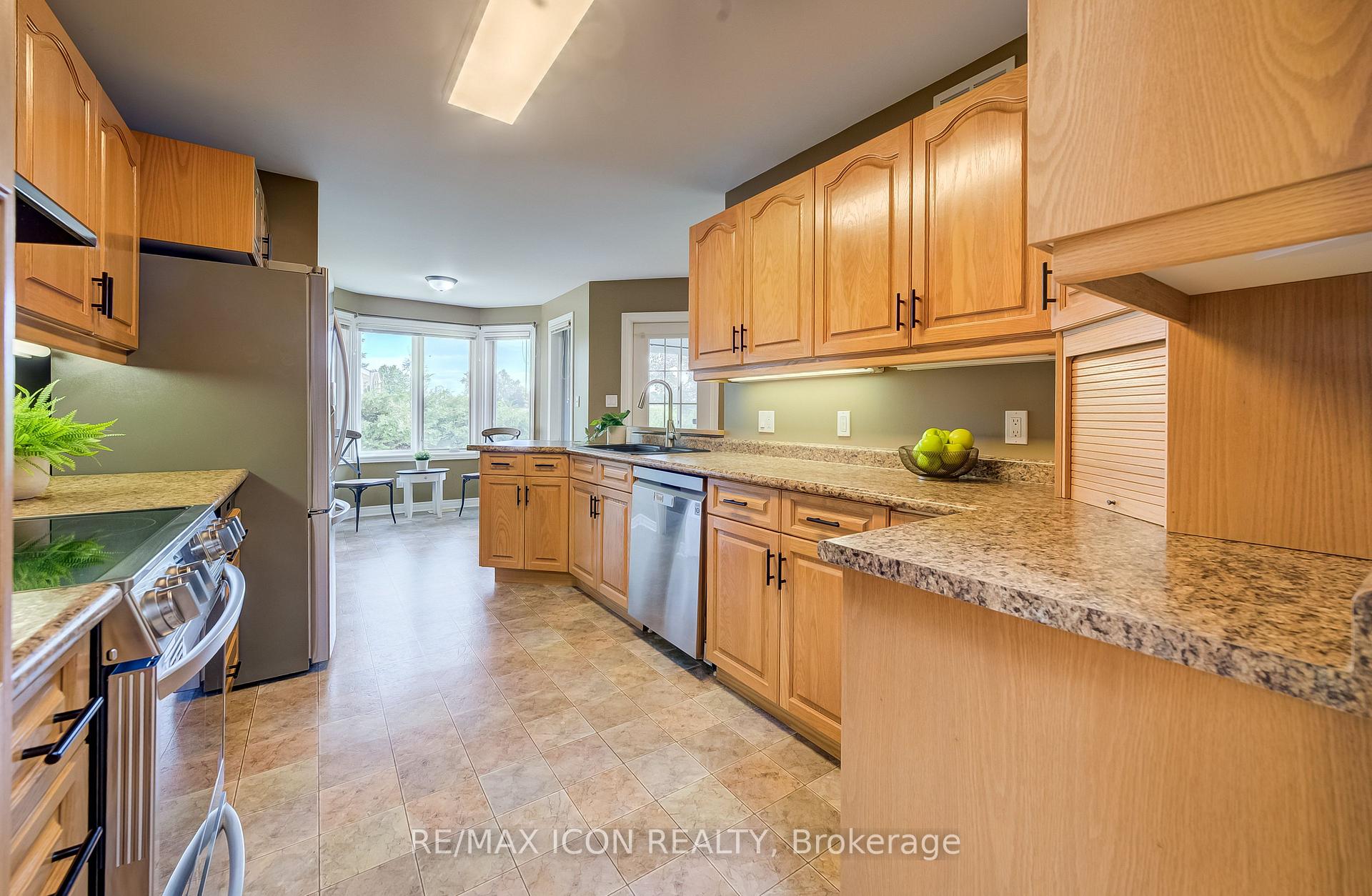 Photo 14 of 910 Walton Avenue N, North Perth, Listowel — HOMEH