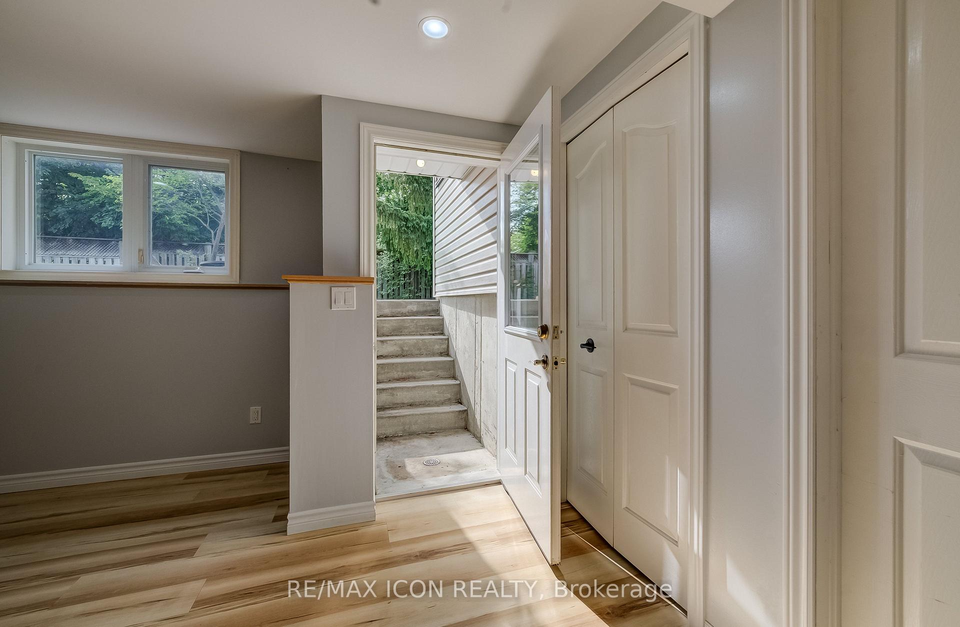 Photo 33 of 910 Walton Avenue N, North Perth, Listowel — HOMEH