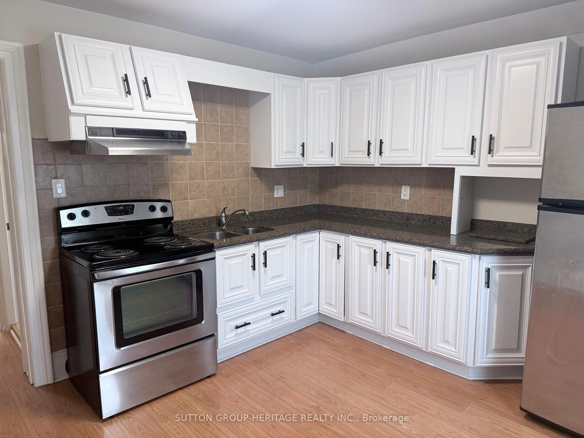 Photo 3 of Unit Upper level, 96 Brock Street W, Uxbridge — HOMEH