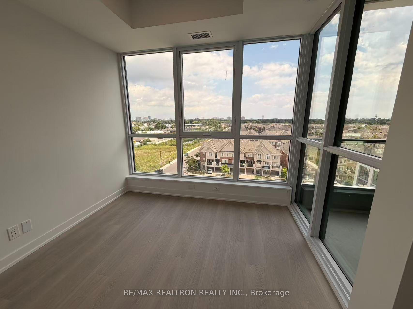 Photo 11 of Unit 720, 20 deans Drive, Scarborough, Clairlea-Birchmount — HOMEH