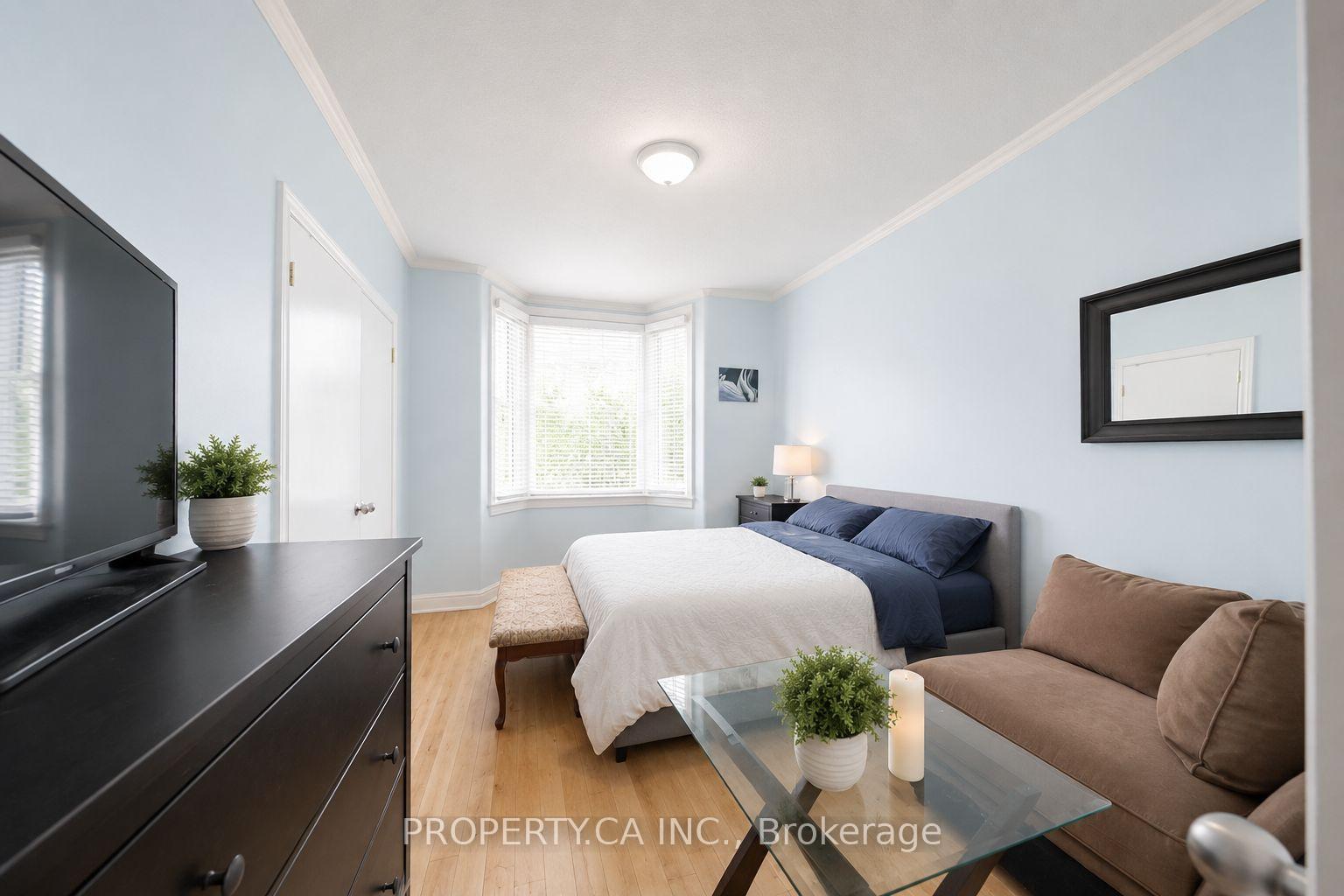 Photo 4 of Unit 1, 107 Runnymede Road, Toronto, High Park-Swansea — HOMEH