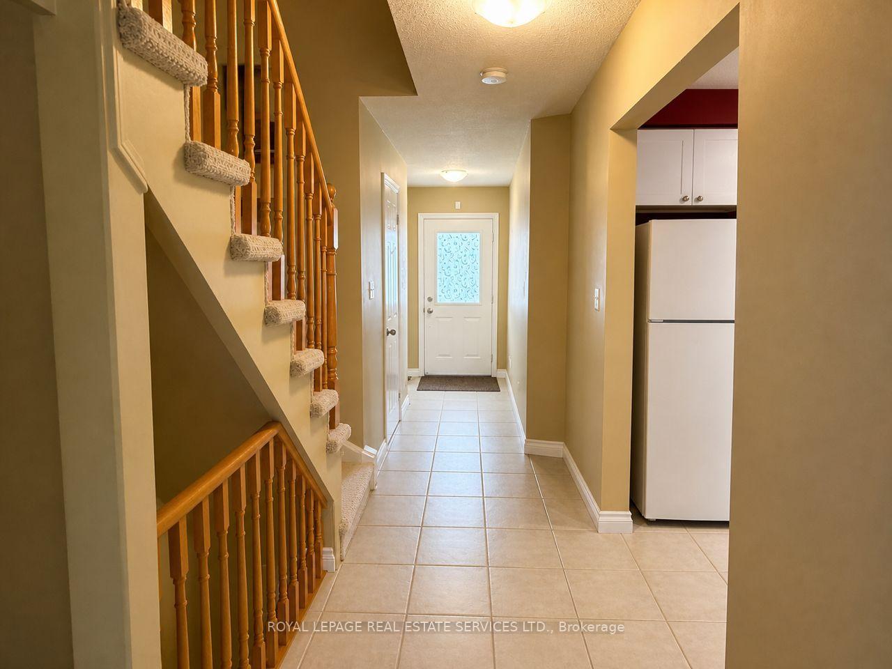 Photo 7 of Unit 35, 2920 Headon Forest Drive, Burlington, Headon — HOMEH