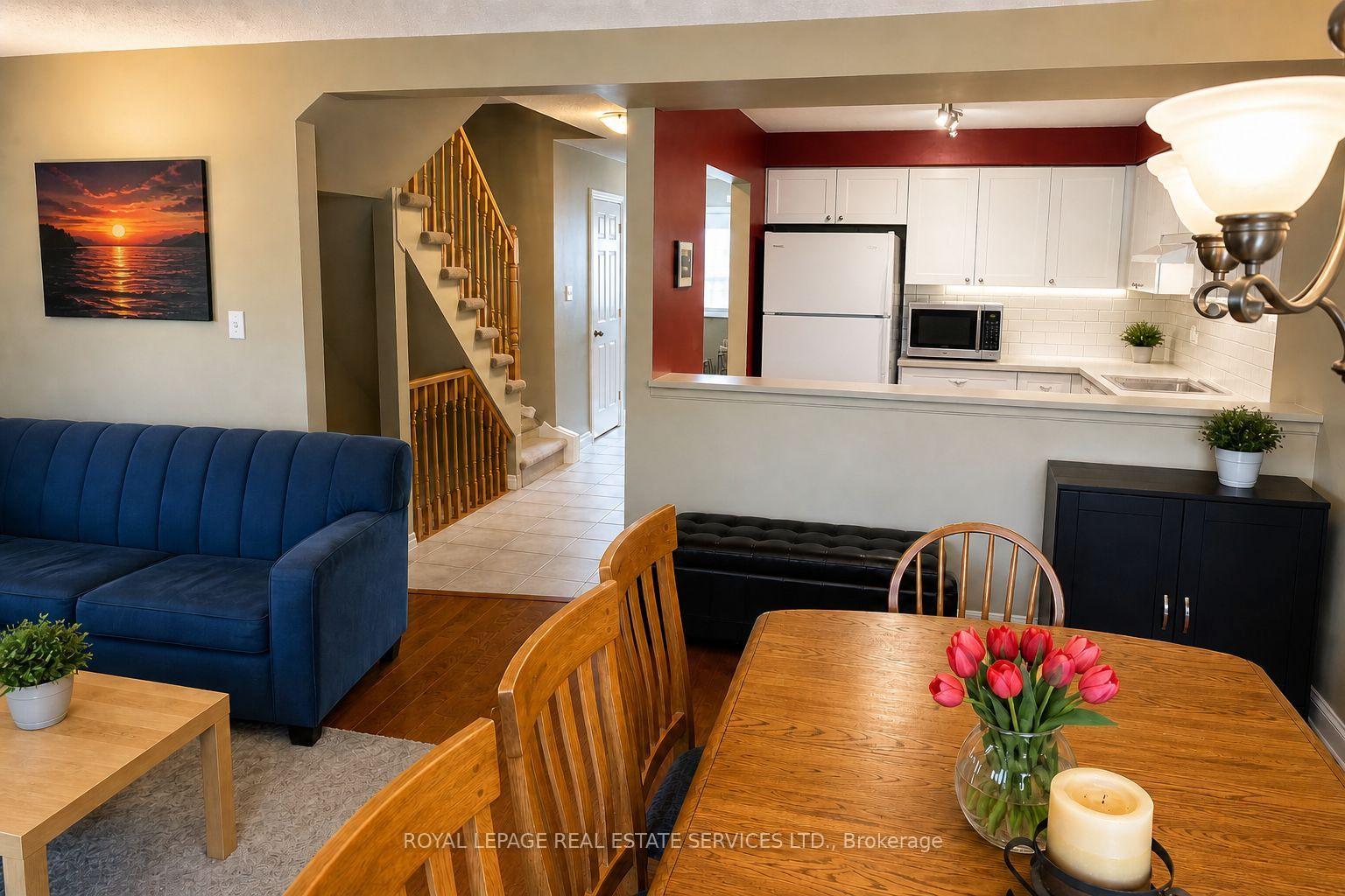Photo 11 of Unit 35, 2920 Headon Forest Drive, Burlington, Headon — HOMEH