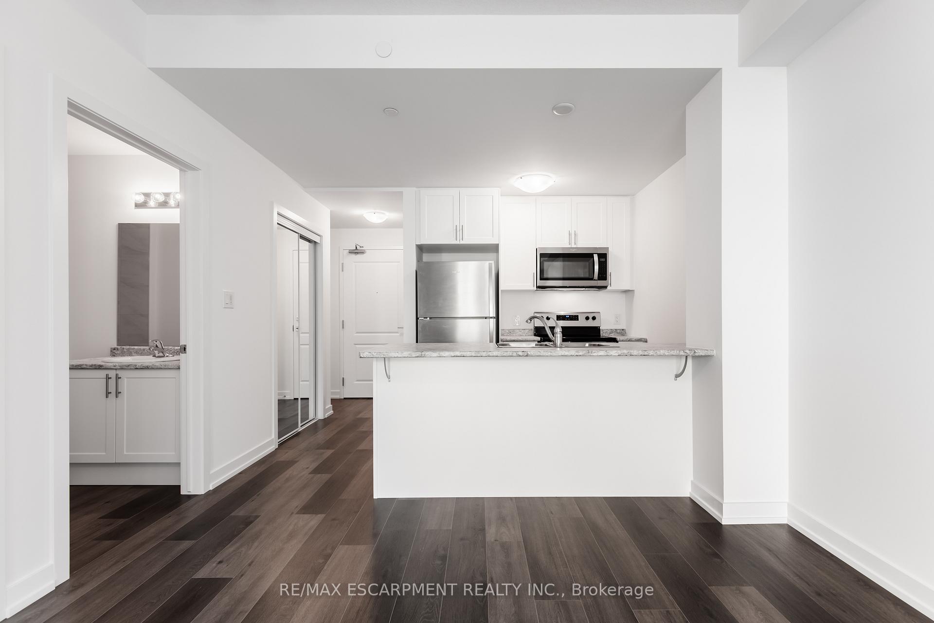 Photo 7 of Unit 417, 470 Dundas Street E, Hamilton, Waterdown — HOMEH