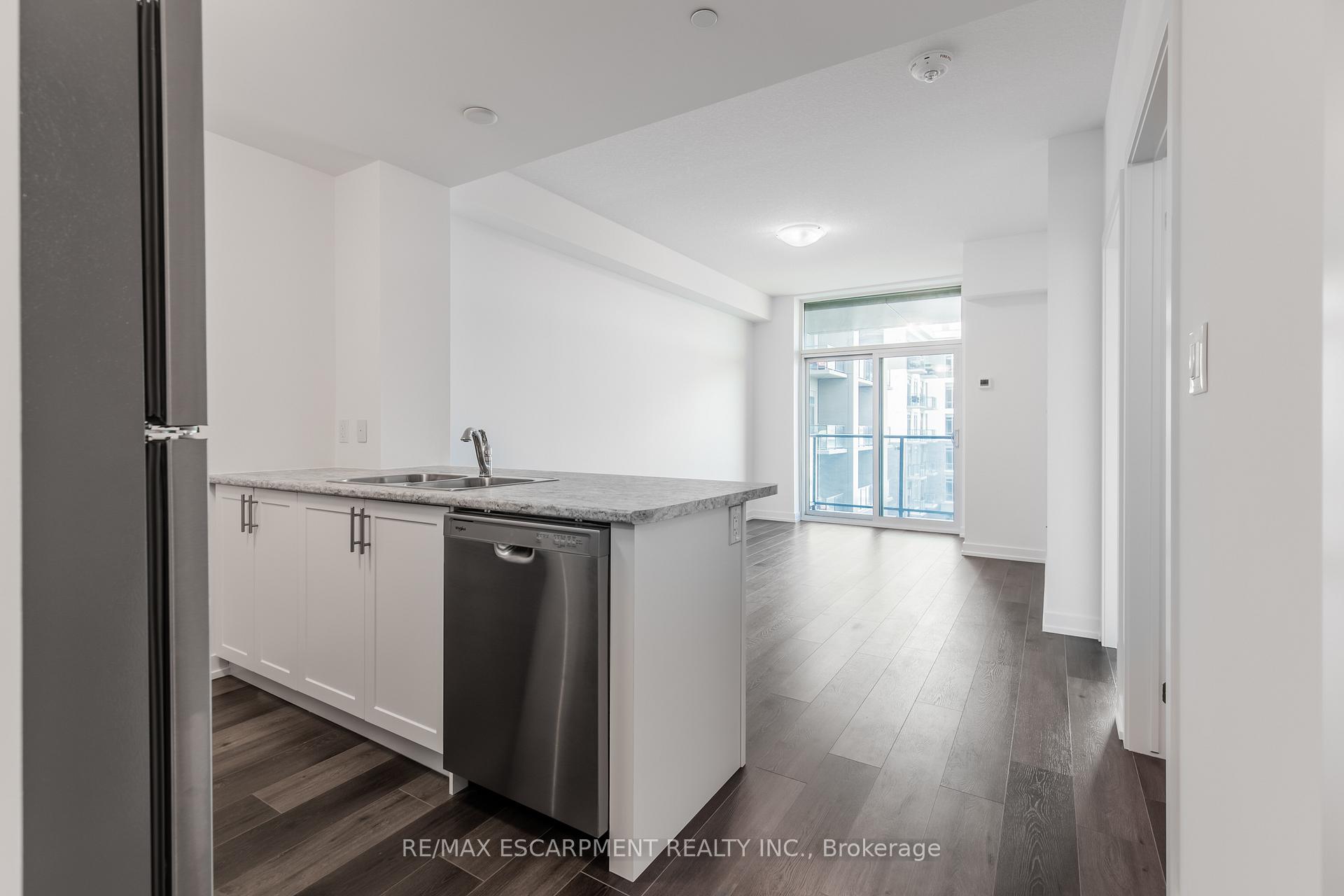 Photo 11 of Unit 417, 470 Dundas Street E, Hamilton, Waterdown — HOMEH
