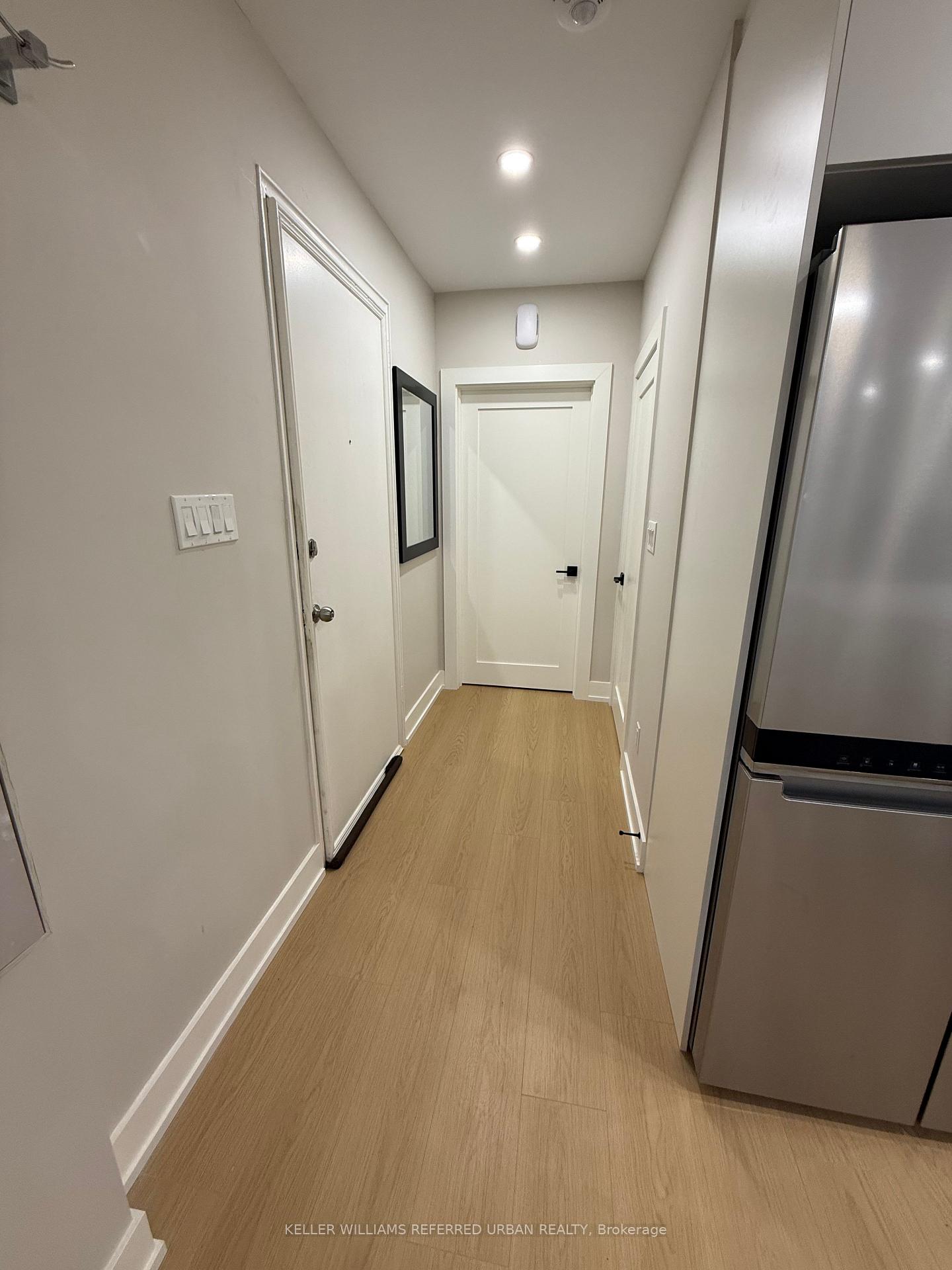 Photo 8 of Unit 6, 27 Cannon Road, Etobicoke, Stonegate-Queensway — HOMEH