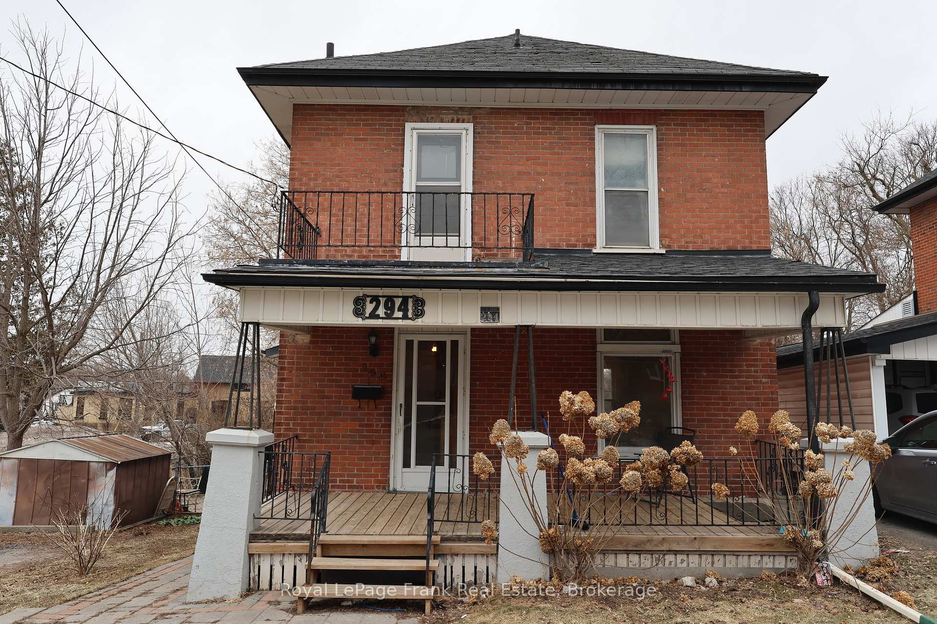 Photo 1 of 294 Parkhill Road W, Peterborough, Northcrest Ward 5 — HOMEH