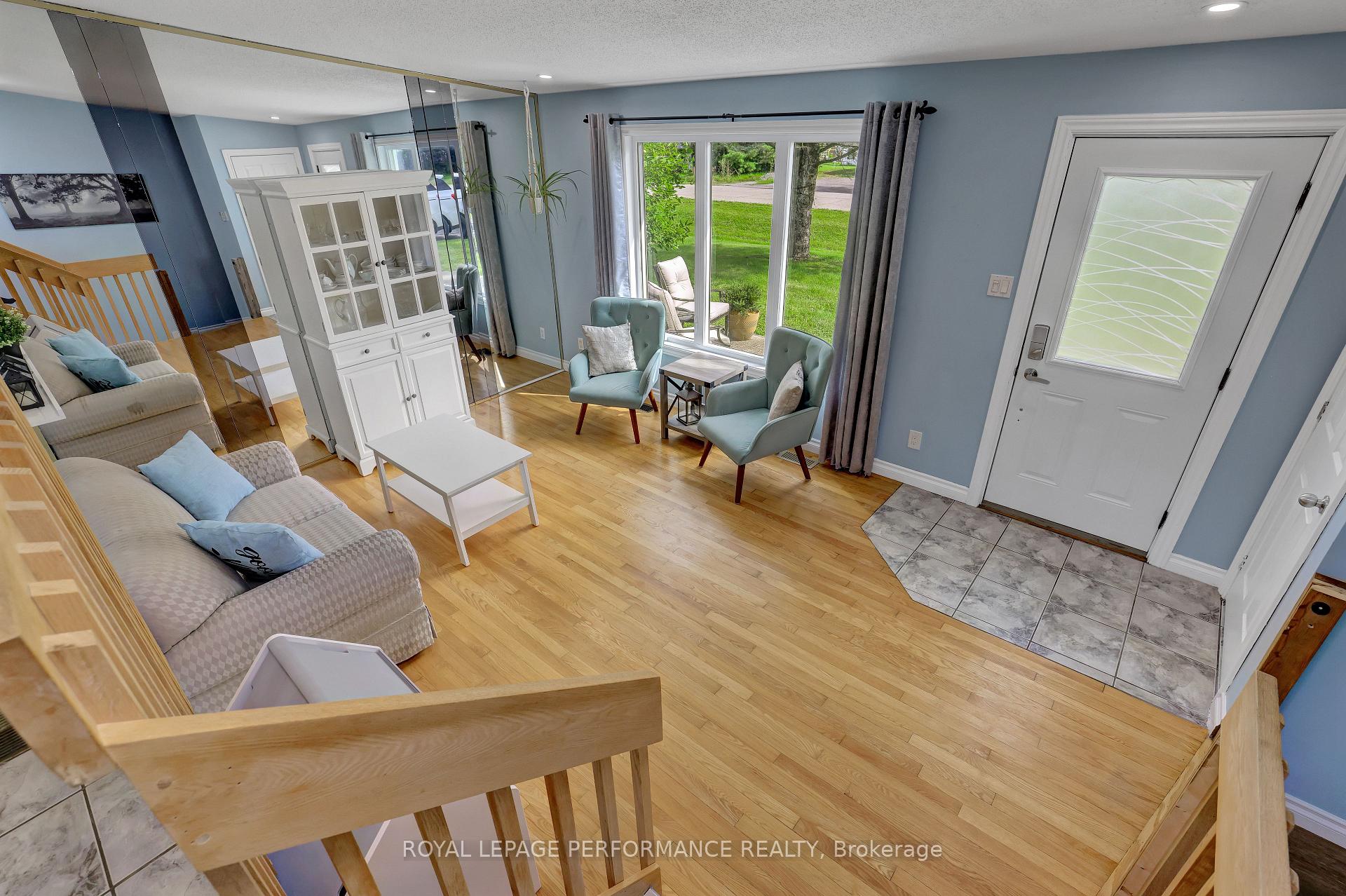 Photo 8 of 11 Alyssa Crescent, North Dundas, North Dundas (Winchester) Twp — HOMEH