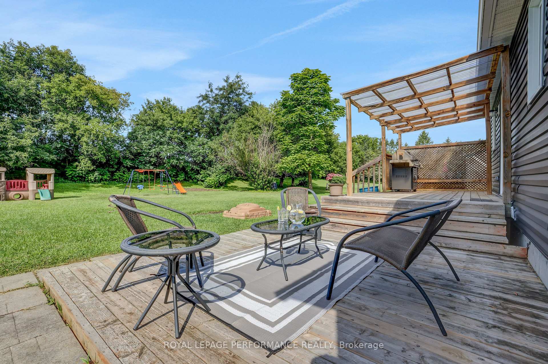 Photo 34 of 11 Alyssa Crescent, North Dundas, North Dundas (Winchester) Twp — HOMEH