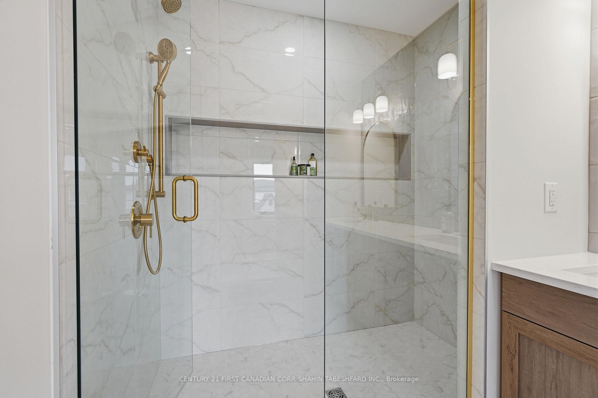 Photo 26 of 2320 Darwin Crescent, London, South V — HOMEH