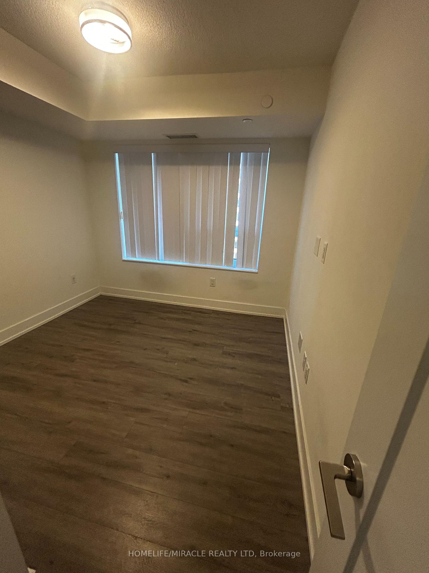 Photo 5 of Unit 1802, 10 Eva Road, Etobicoke, Etobicoke West Mall — HOMEH