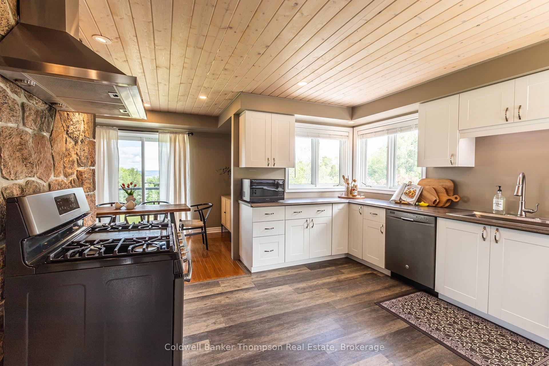 Photo 13 of 151 Sunny Ridge Road, Strong — HOMEH