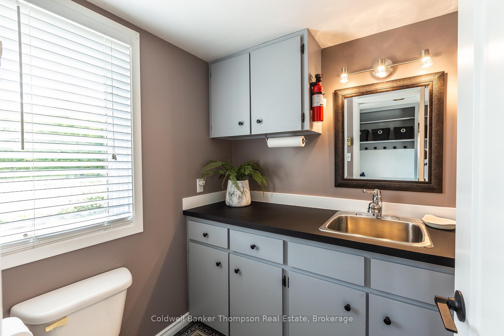 Photo 15 of 151 Sunny Ridge Road, Strong — HOMEH