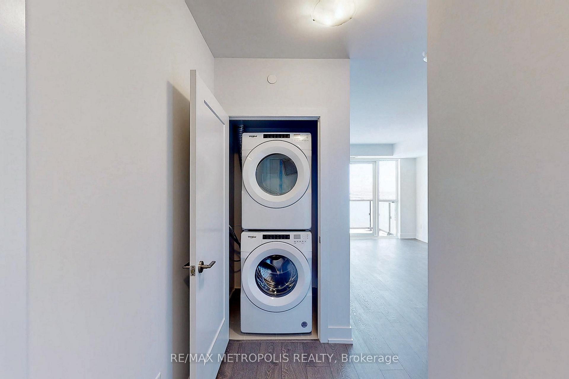 Photo 6 of Unit 2215, 2550 Simcoe Street N, Oshawa, Windfields — HOMEH