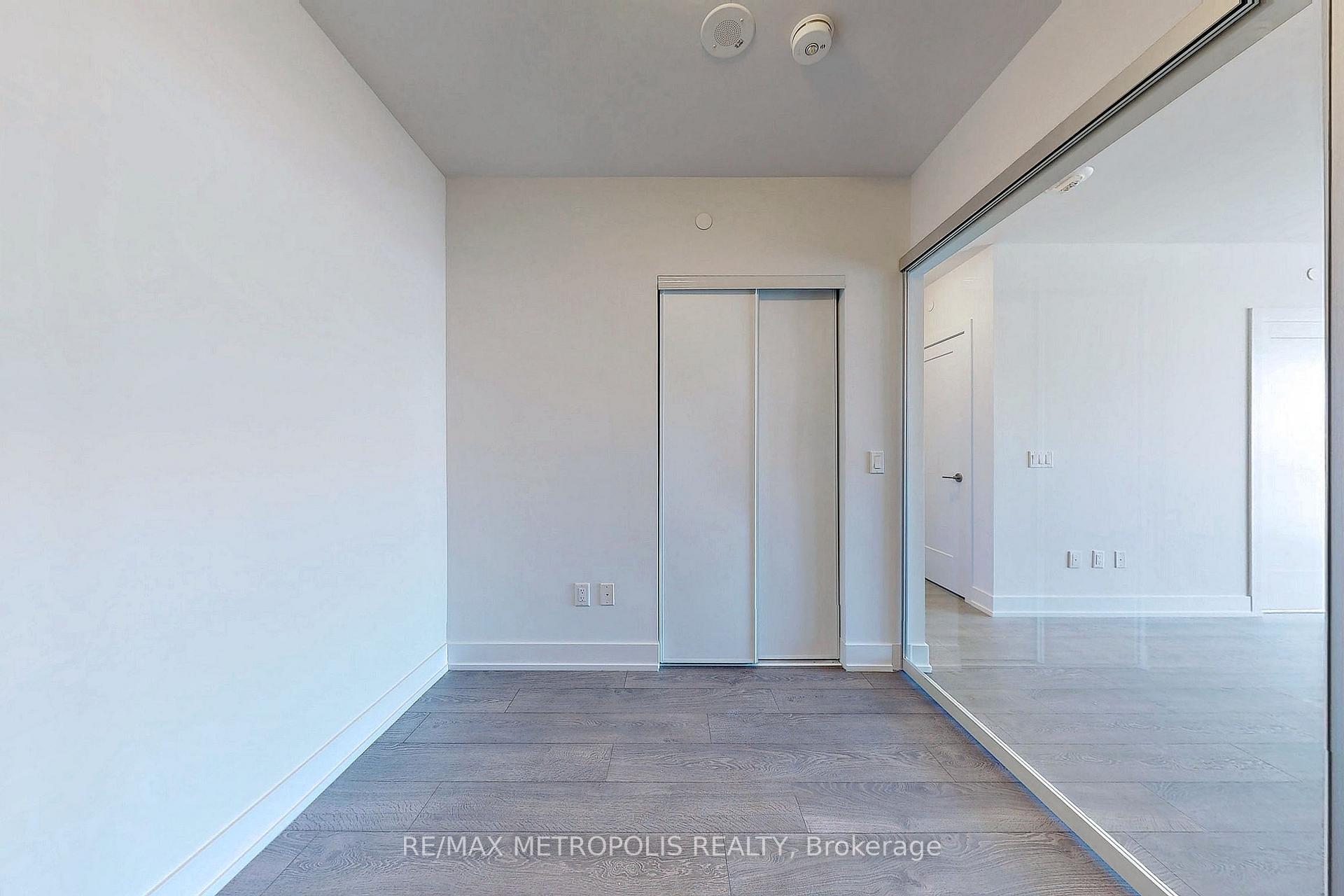 Photo 8 of Unit 2215, 2550 Simcoe Street N, Oshawa, Windfields — HOMEH