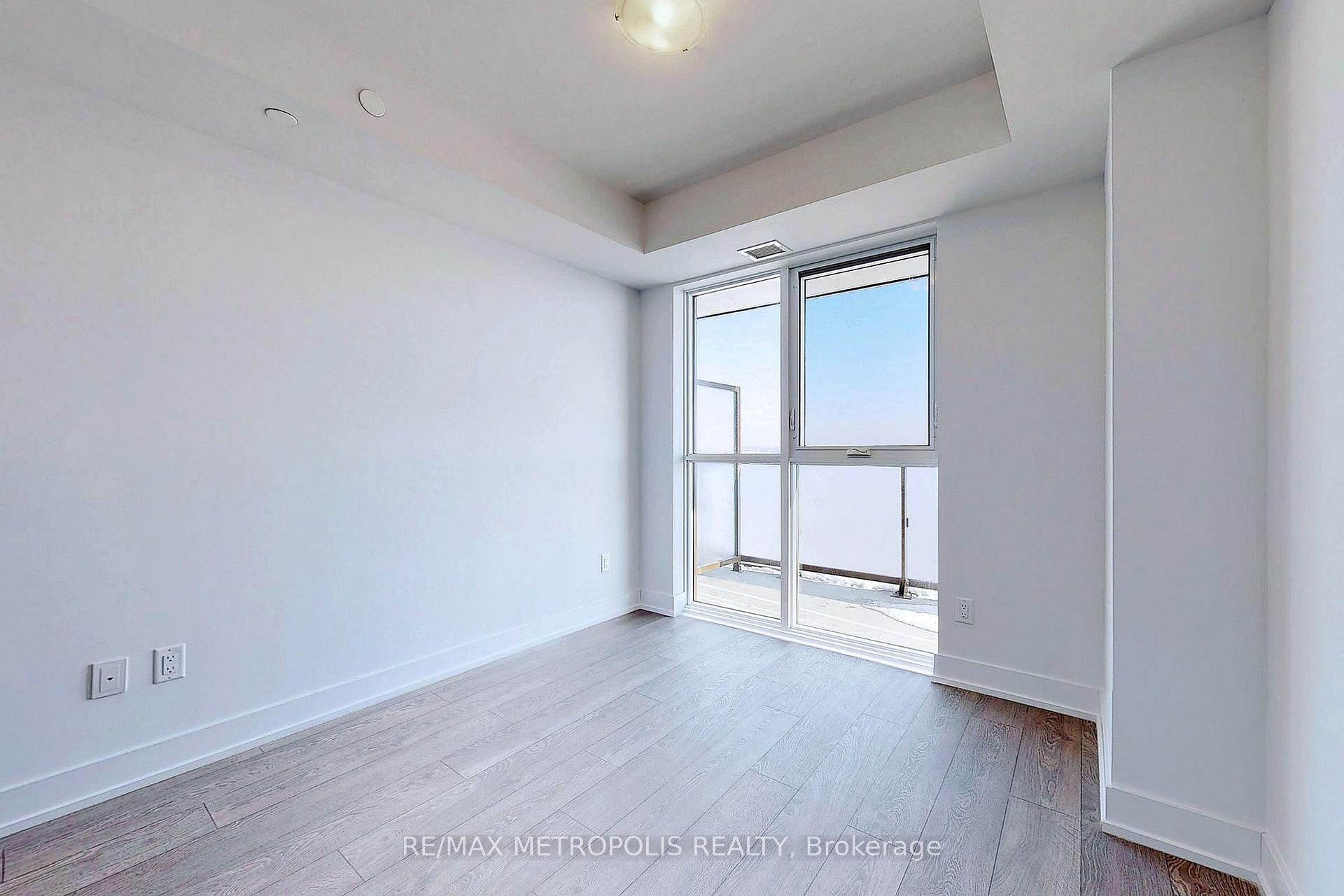 Photo 10 of Unit 2215, 2550 Simcoe Street N, Oshawa, Windfields — HOMEH