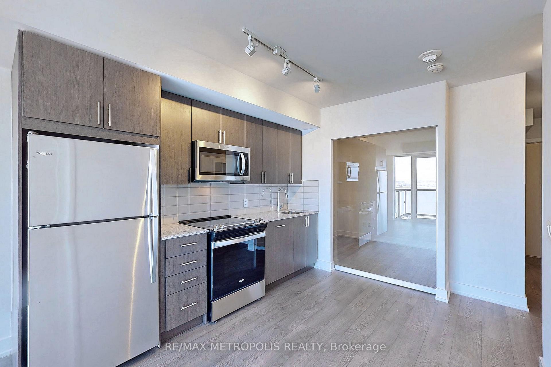 Photo 13 of Unit 2215, 2550 Simcoe Street N, Oshawa, Windfields — HOMEH