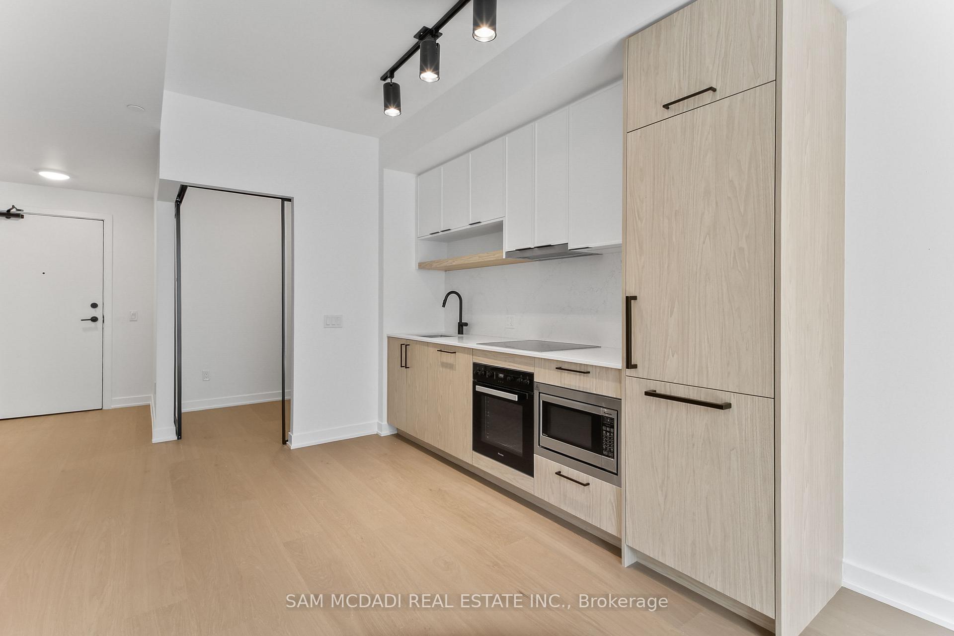 Photo 10 of Unit 1122, 89 Montclair Avenue, Toronto, Forest Hill South — HOMEH