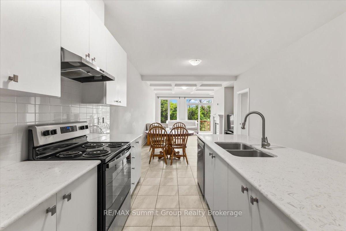 Photo 3 of 118 Stonebrook Way, Grey Highlands — HOMEH