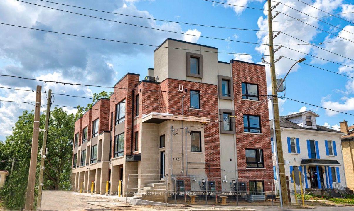 Front of Unit 4, 183 Victoria Street N