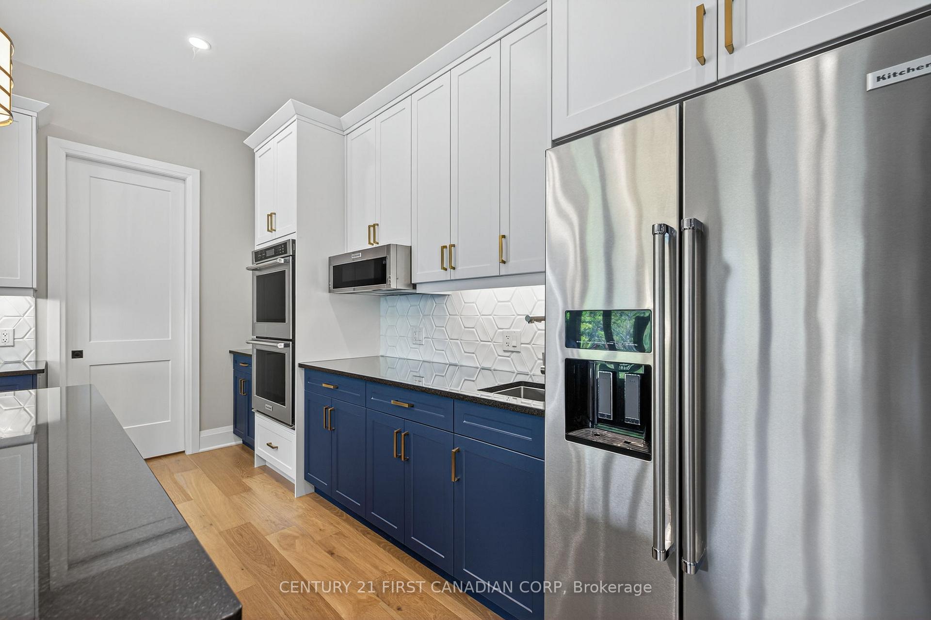 Photo 12 of 1704 Upper West Avenue, London, South B — HOMEH