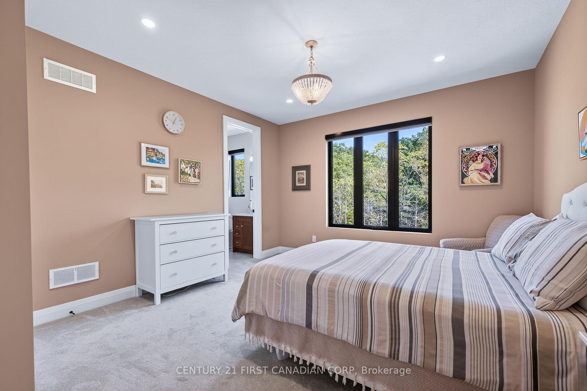Photo 27 of 1704 Upper West Avenue, London, South B — HOMEH