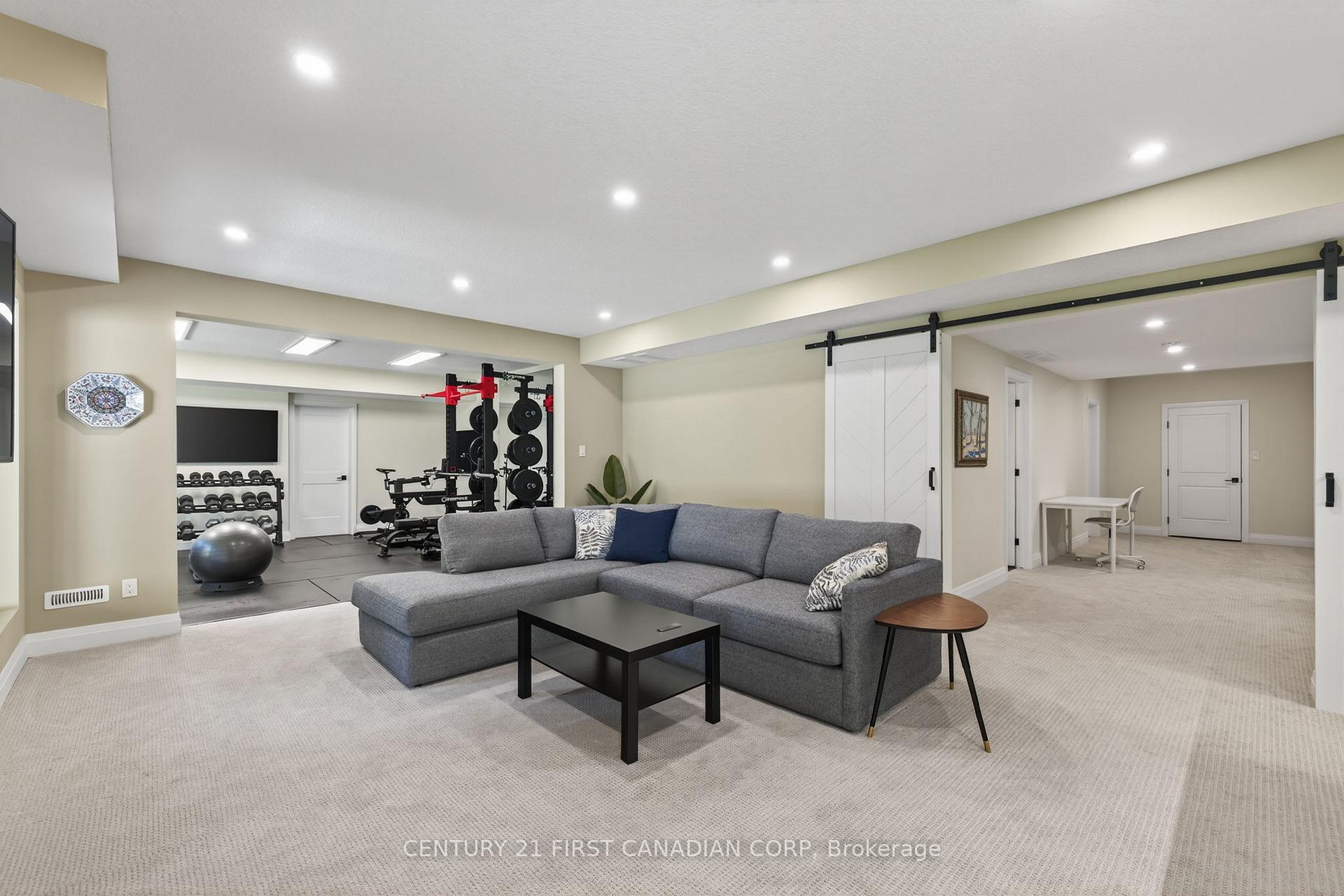 Photo 38 of 1704 Upper West Avenue, London, South B — HOMEH