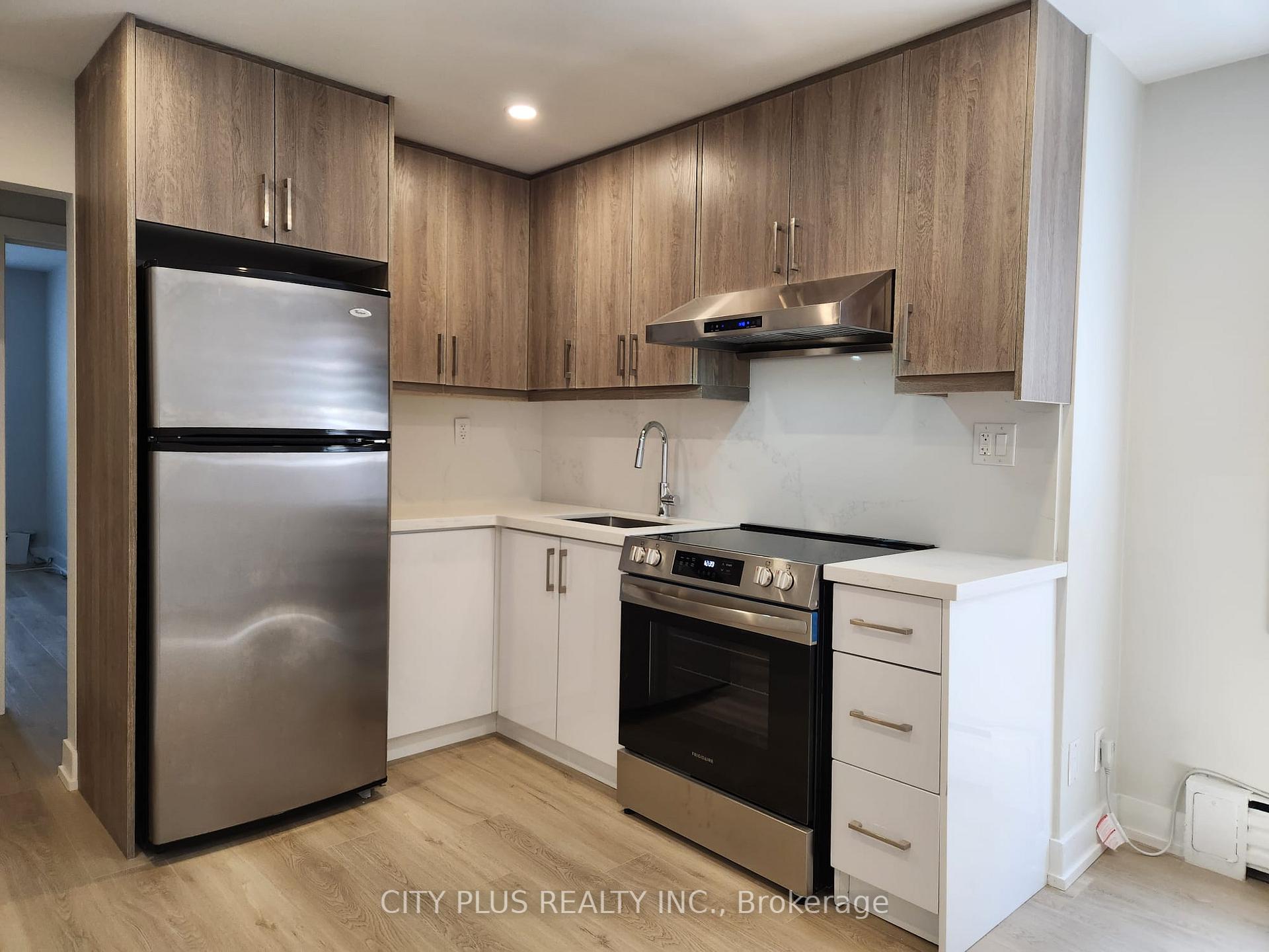 Photo 1 of Unit 2, 3547 Bathurst Street, Toronto, Bedford Park-Nortown — HOMEH