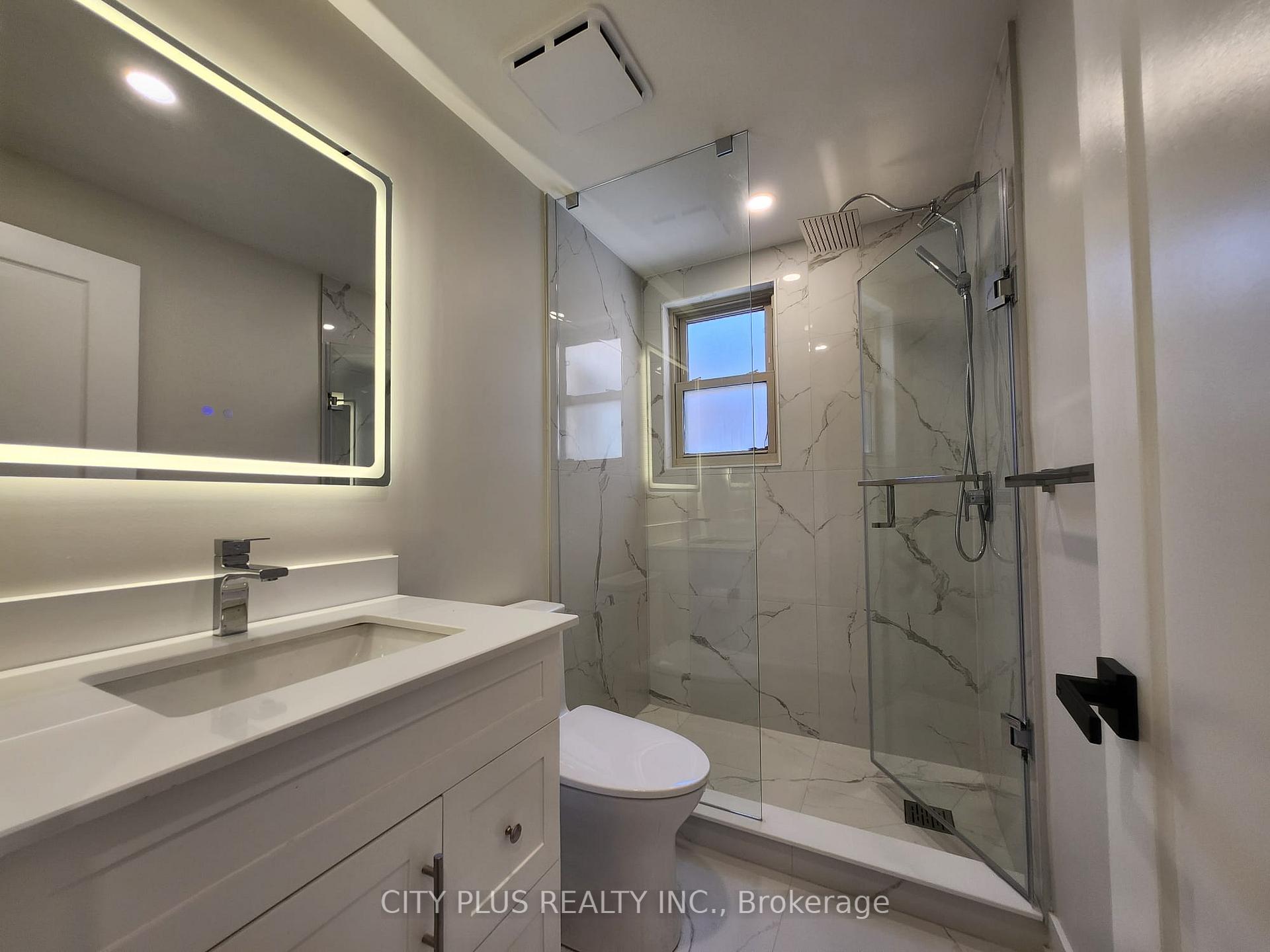 Photo 14 of Unit 2, 3547 Bathurst Street, Toronto, Bedford Park-Nortown — HOMEH