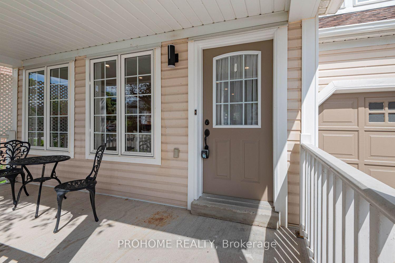 Photo 5 of 78 Ashbury Boulevard, Ajax, South East — HOMEH