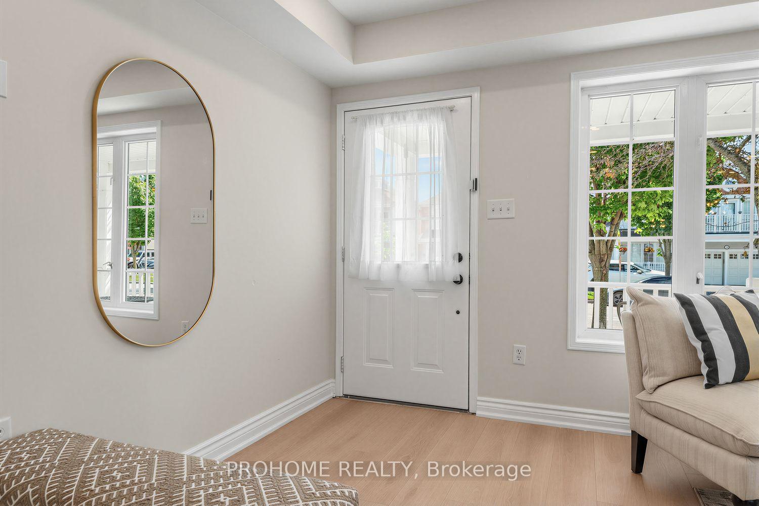 Photo 9 of 78 Ashbury Boulevard, Ajax, South East — HOMEH