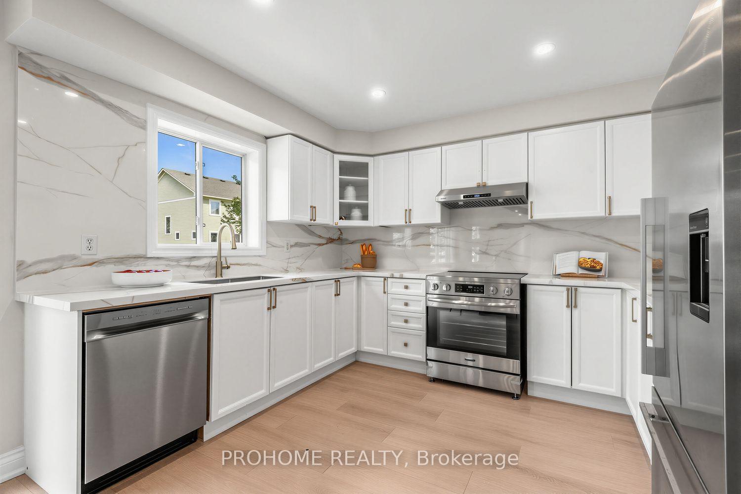 Photo 27 of 78 Ashbury Boulevard, Ajax, South East — HOMEH