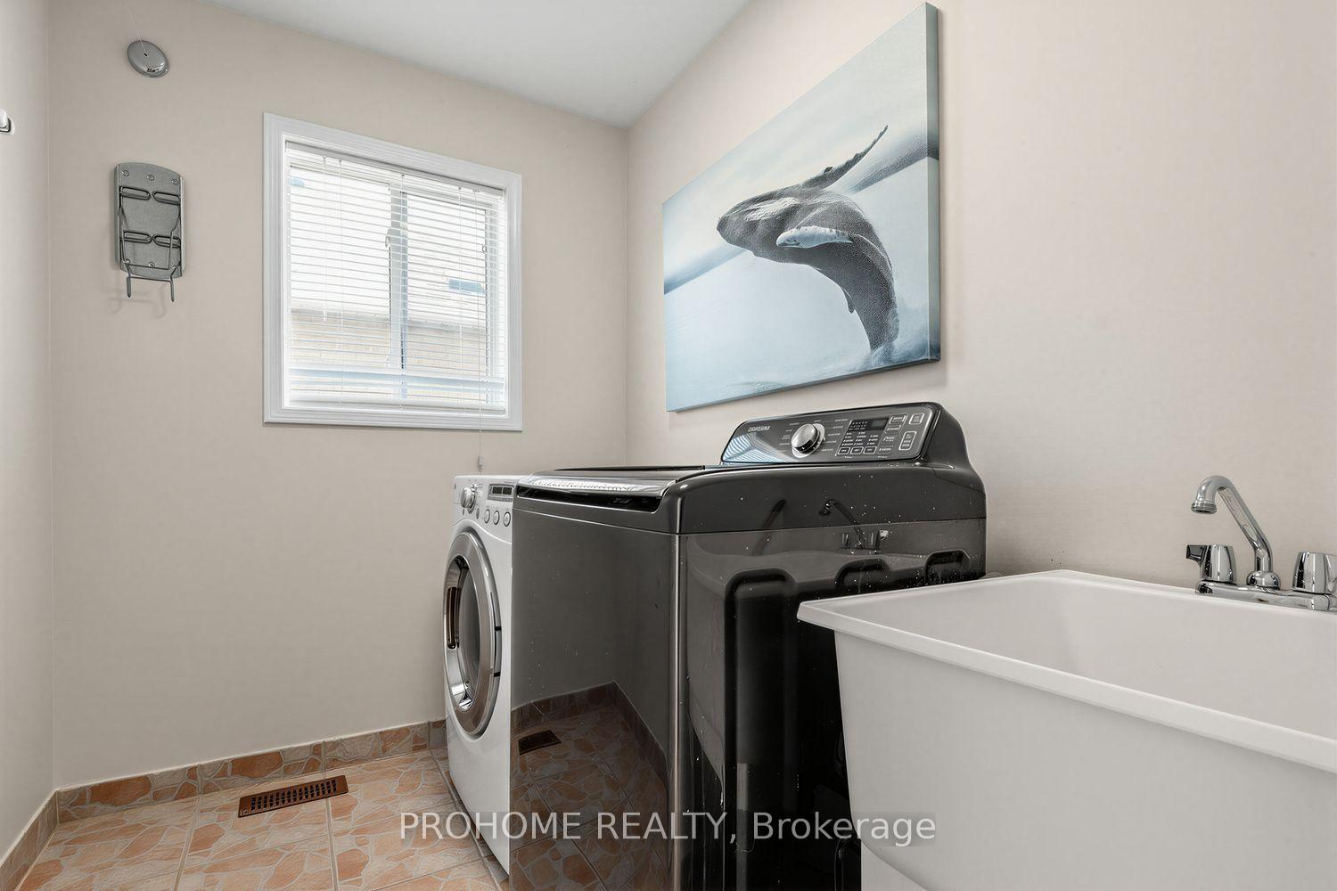 Photo 51 of 78 Ashbury Boulevard, Ajax, South East — HOMEH